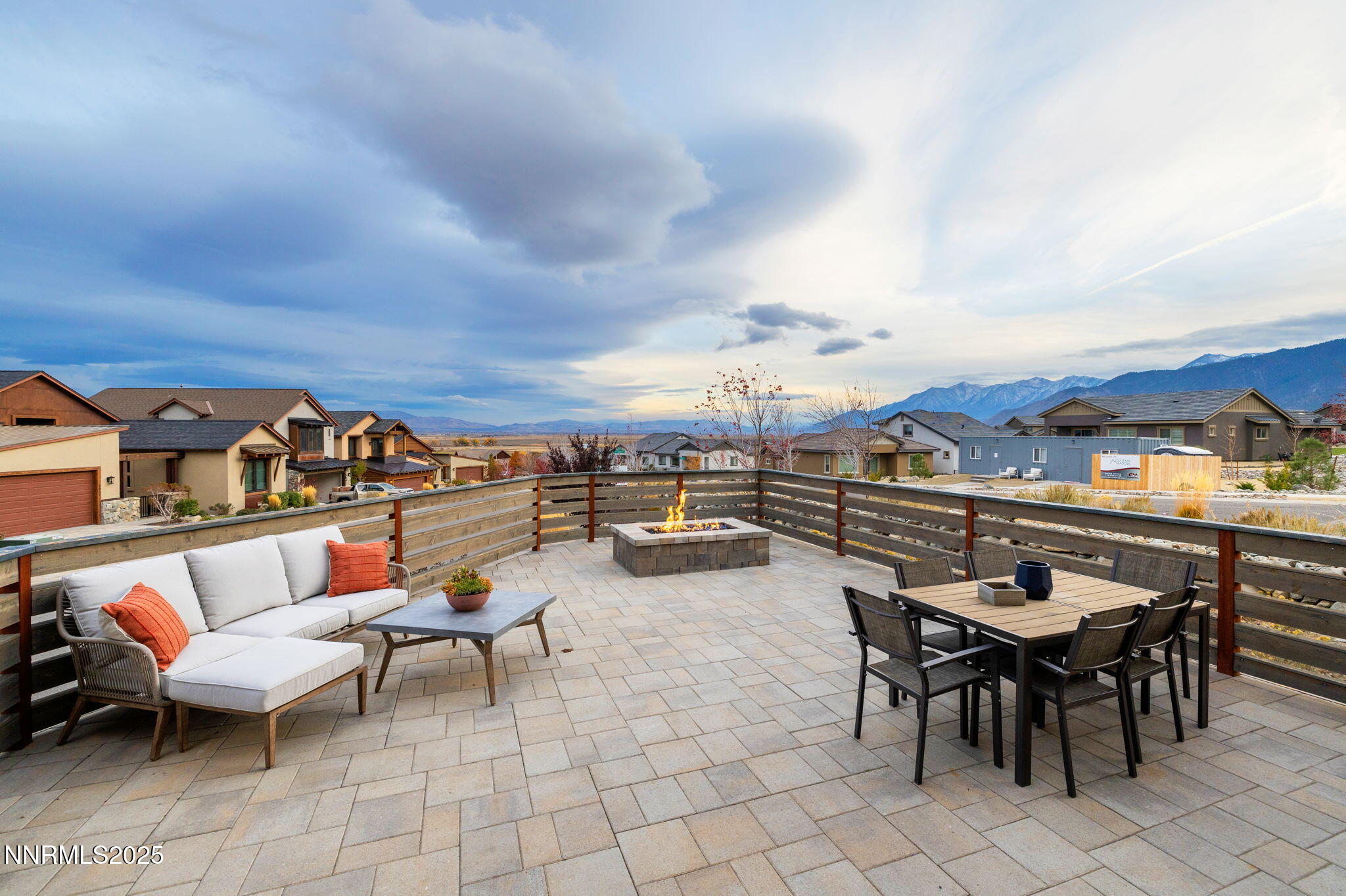 44-web-or-mls-2912 Portrush-26