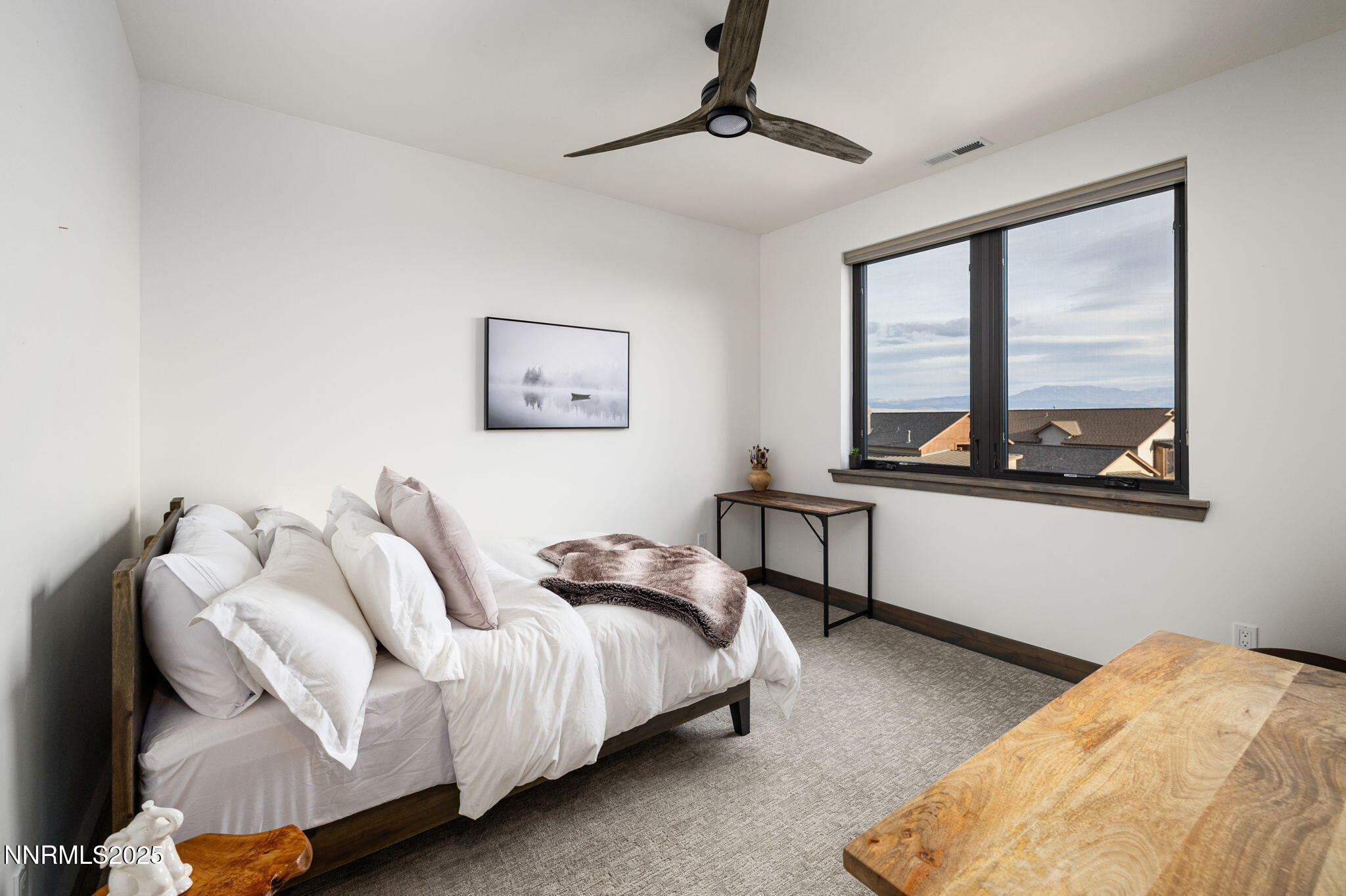 33-web-or-mls-2912 Portrush-15