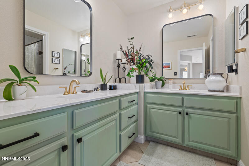 2968 Fox Trail Drive (20 of 25) (1)