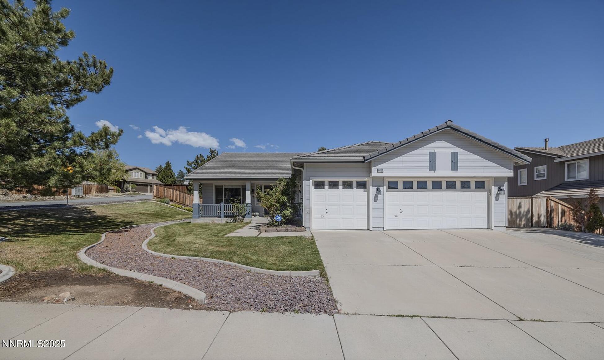4080 Twin Falls1