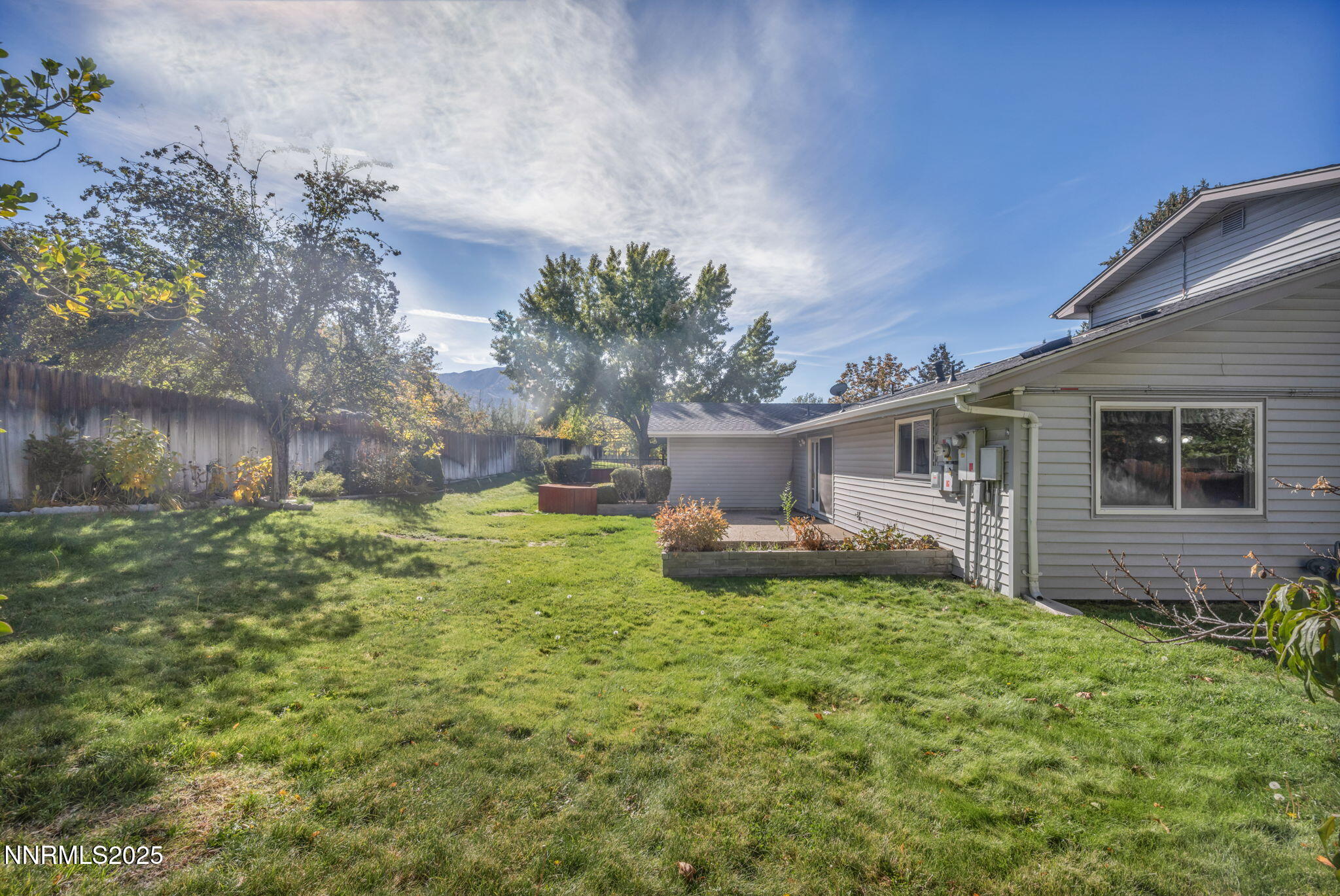 13-web-or-mls-3370-shawnee-cir