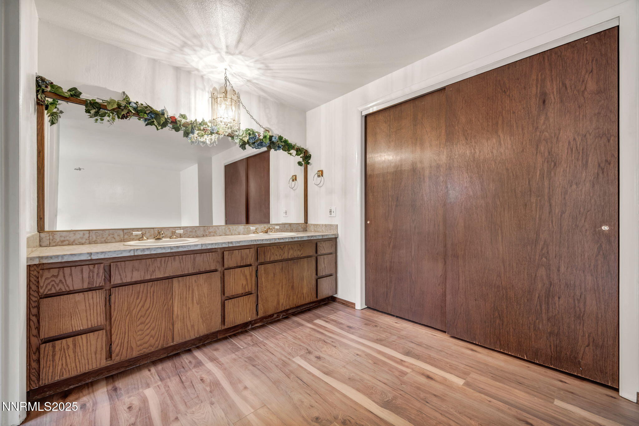 58-web-or-mls-3370-shawnee-cir