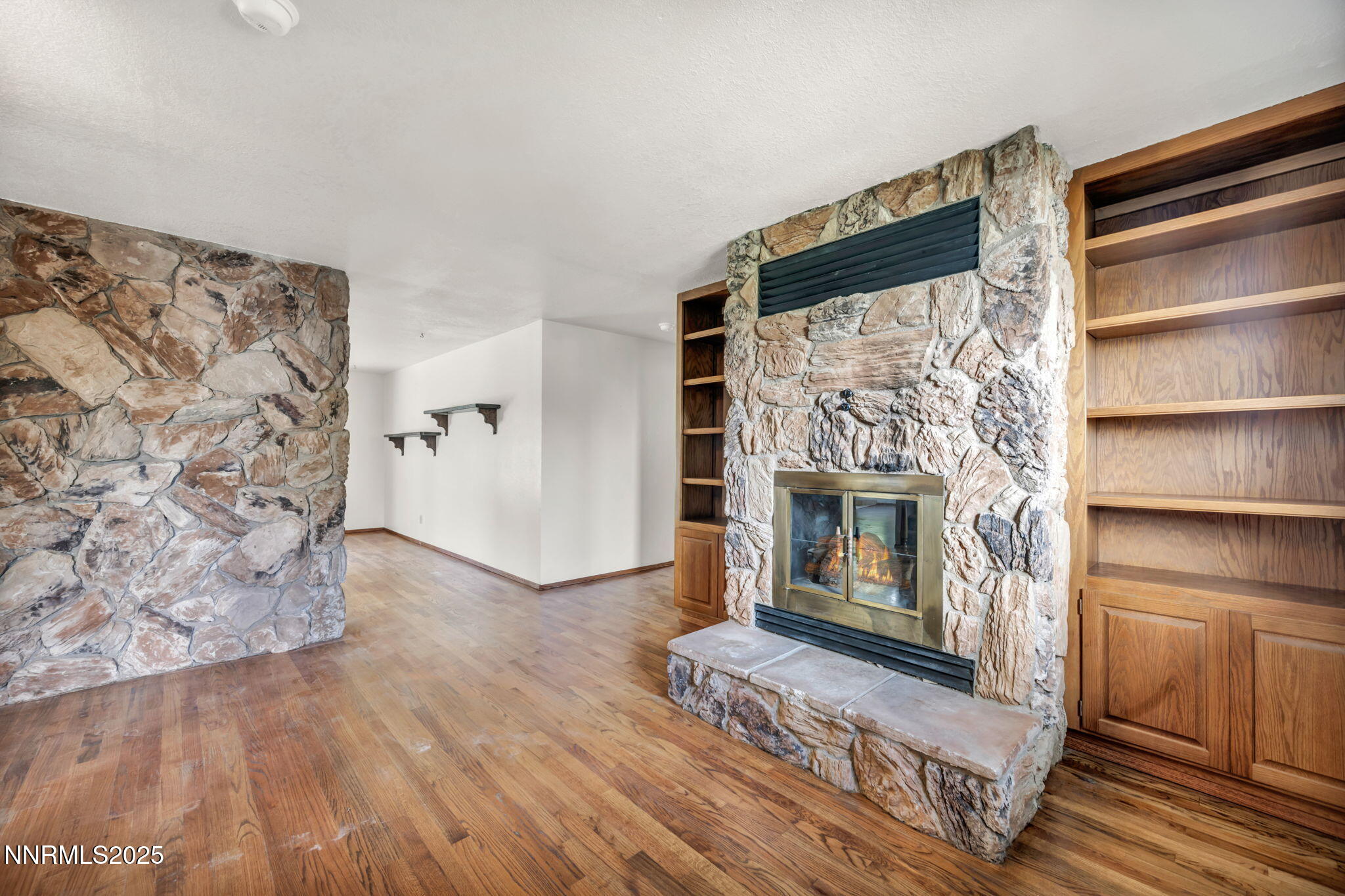 95-web-or-mls-3370-shawnee-cir