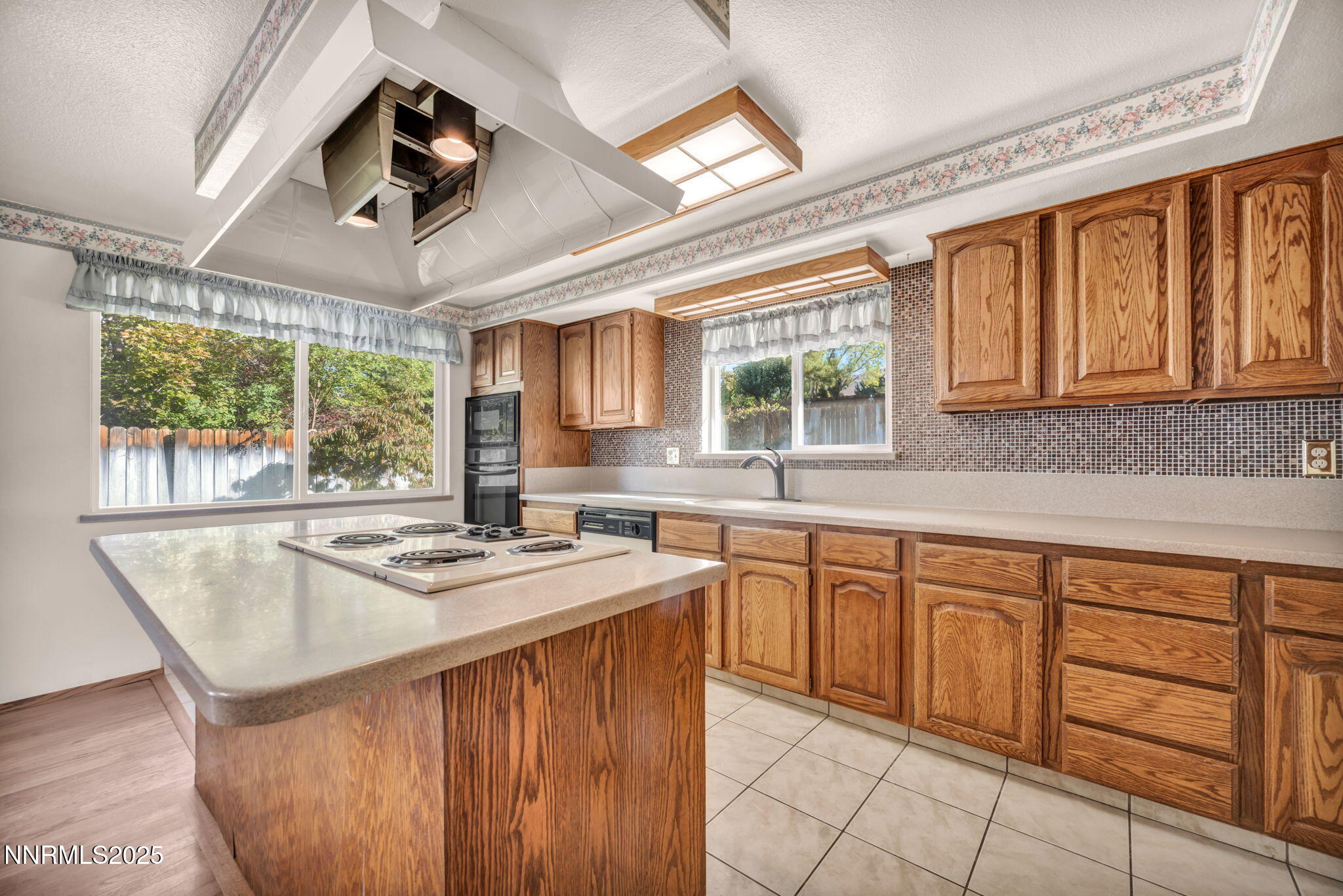 86-web-or-mls-3370-shawnee-cir