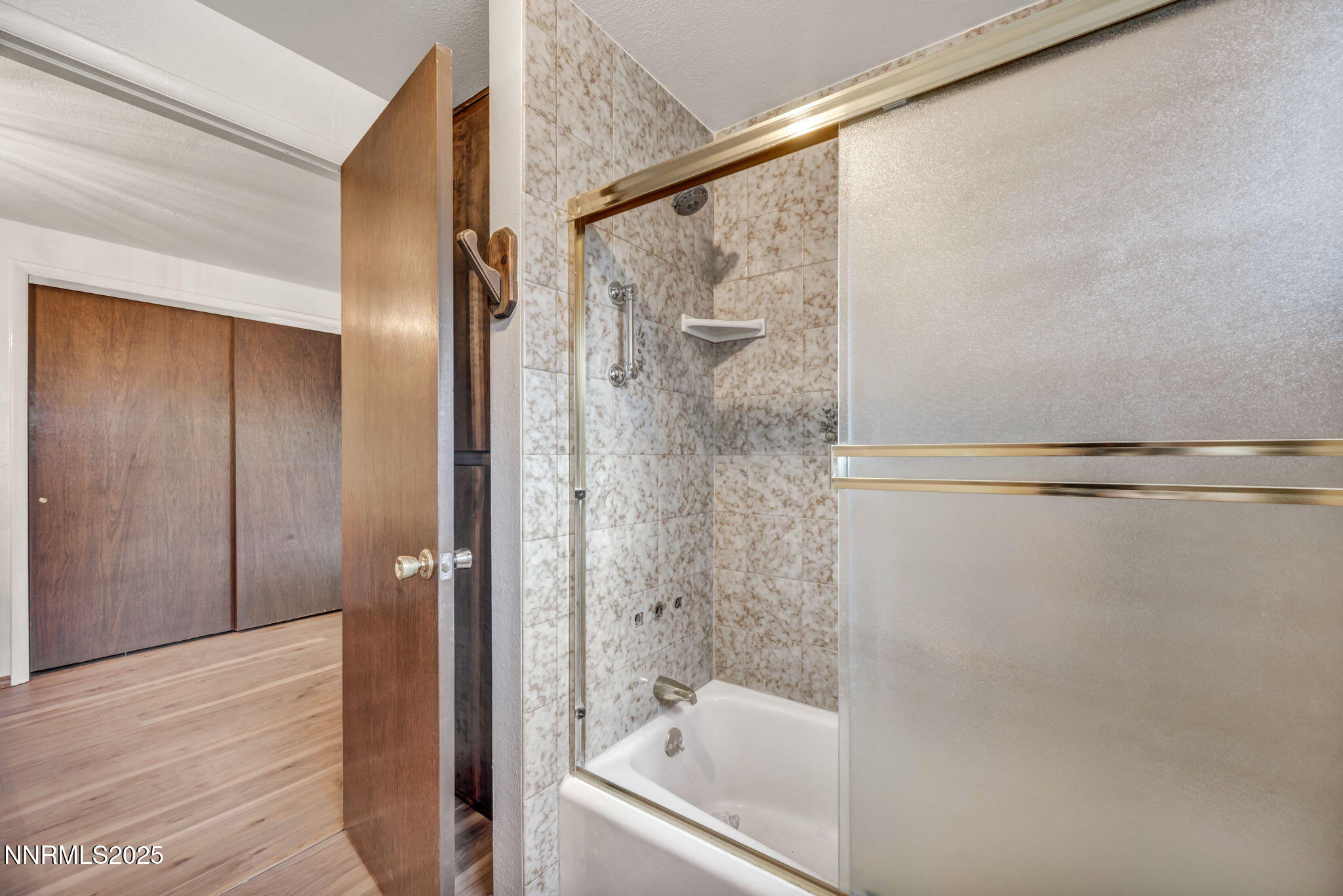 61-web-or-mls-3370-shawnee-cir