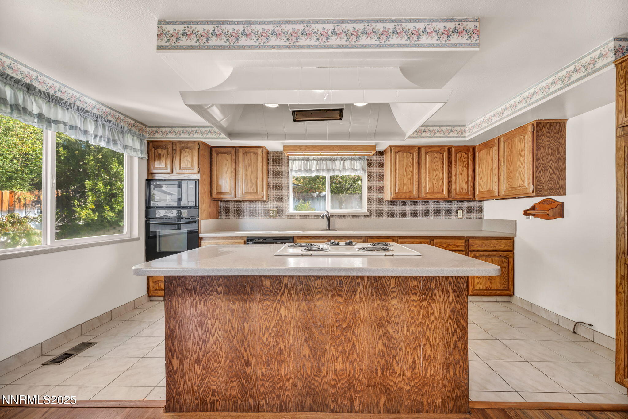 87-web-or-mls-3370-shawnee-cir