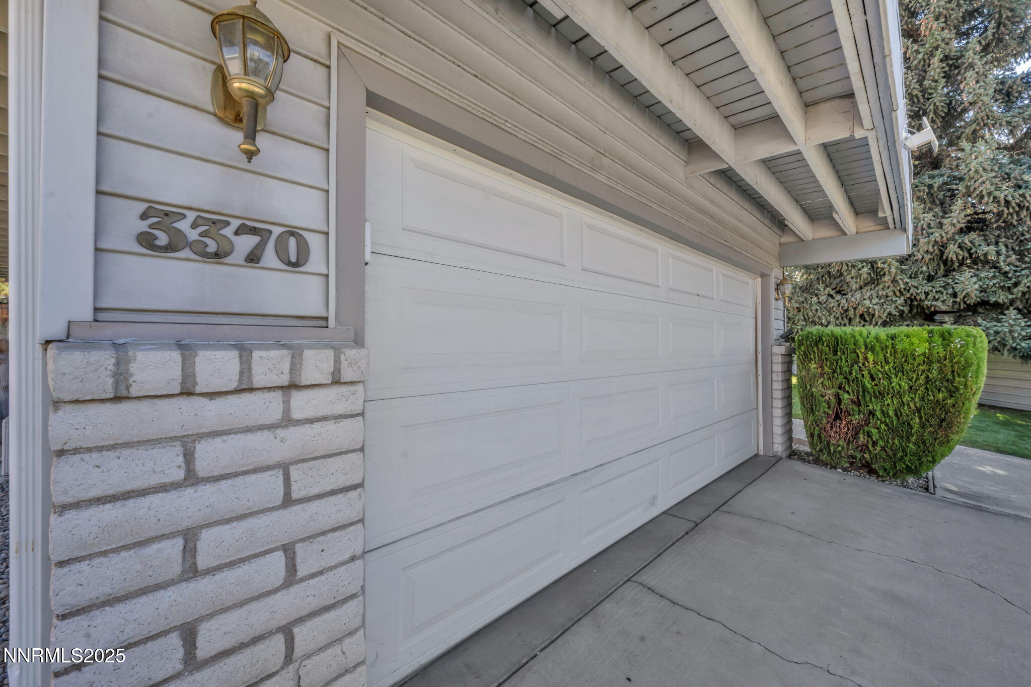 9-web-or-mls-3370-shawnee-cir