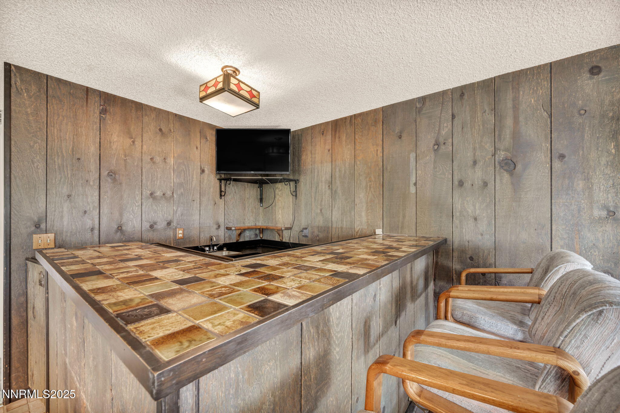 69-web-or-mls-3370-shawnee-cir