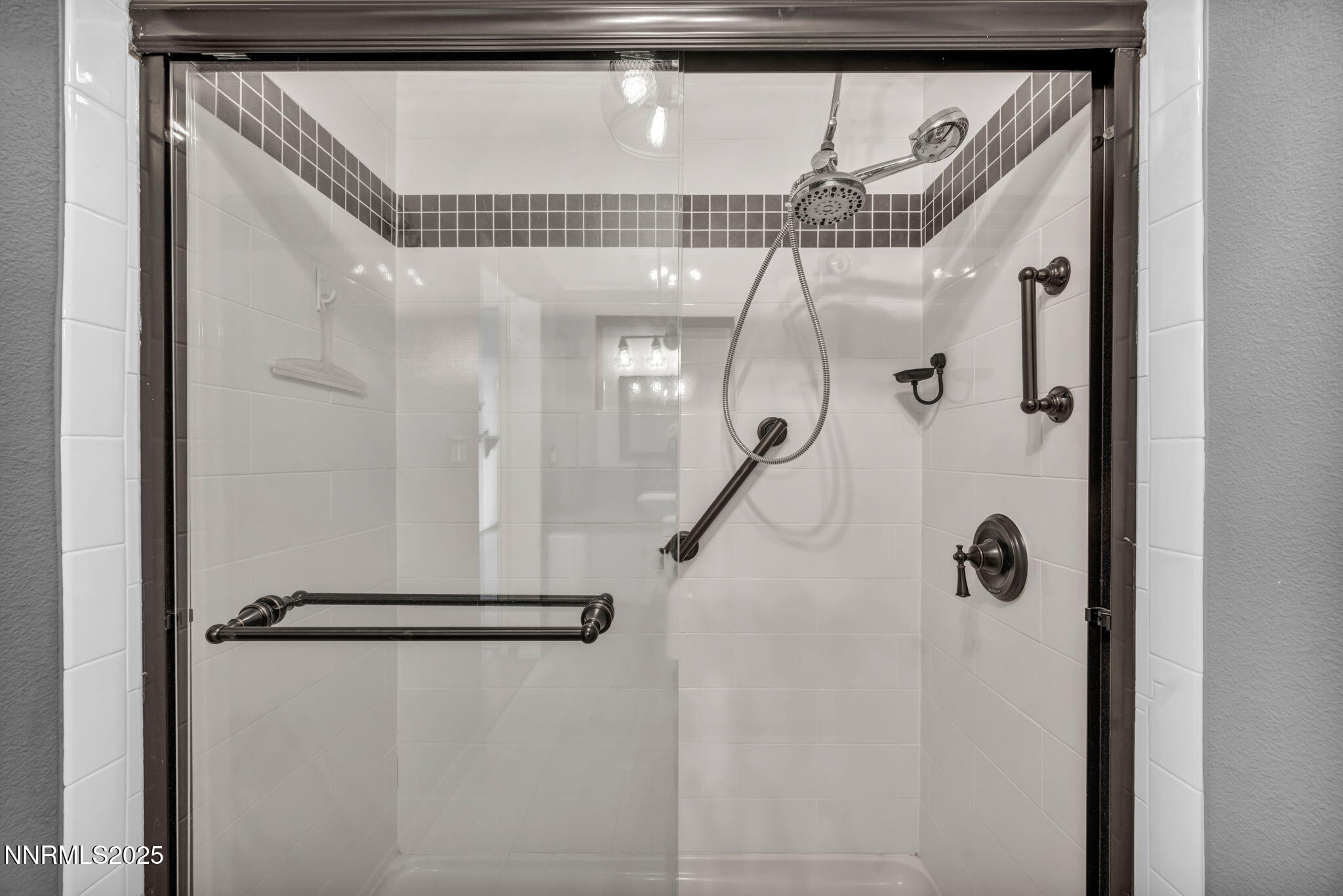 52-web-or-mls-3370-shawnee-cir