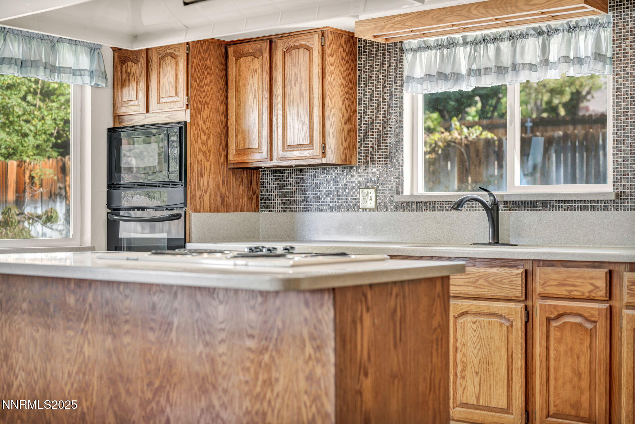 73-web-or-mls-3370-shawnee-cir