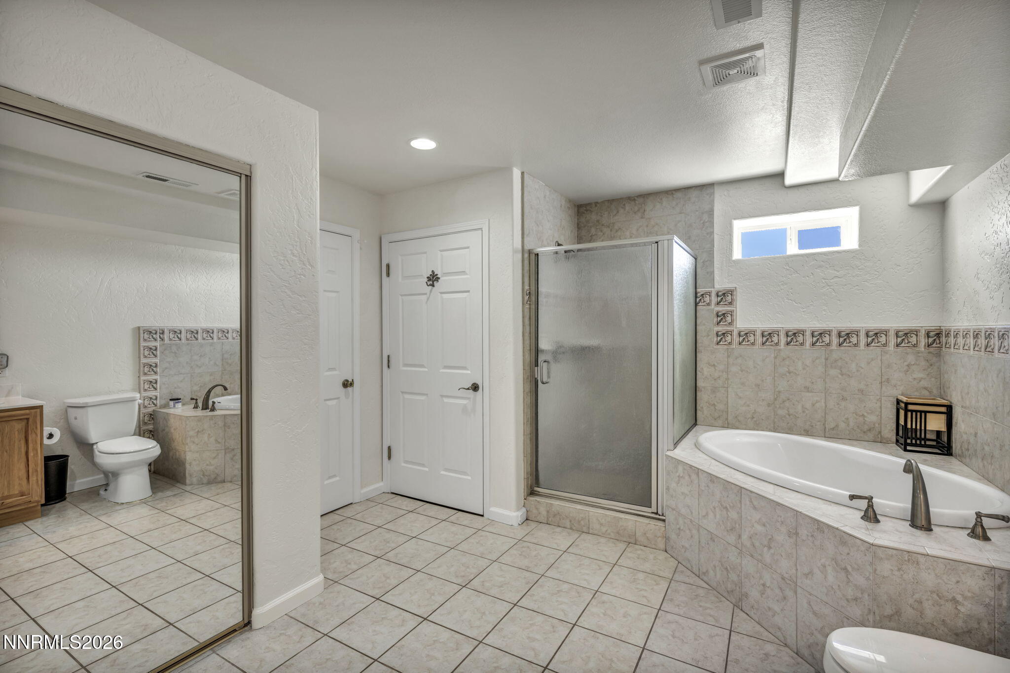 70-web-or-mls-1568-barker-ct