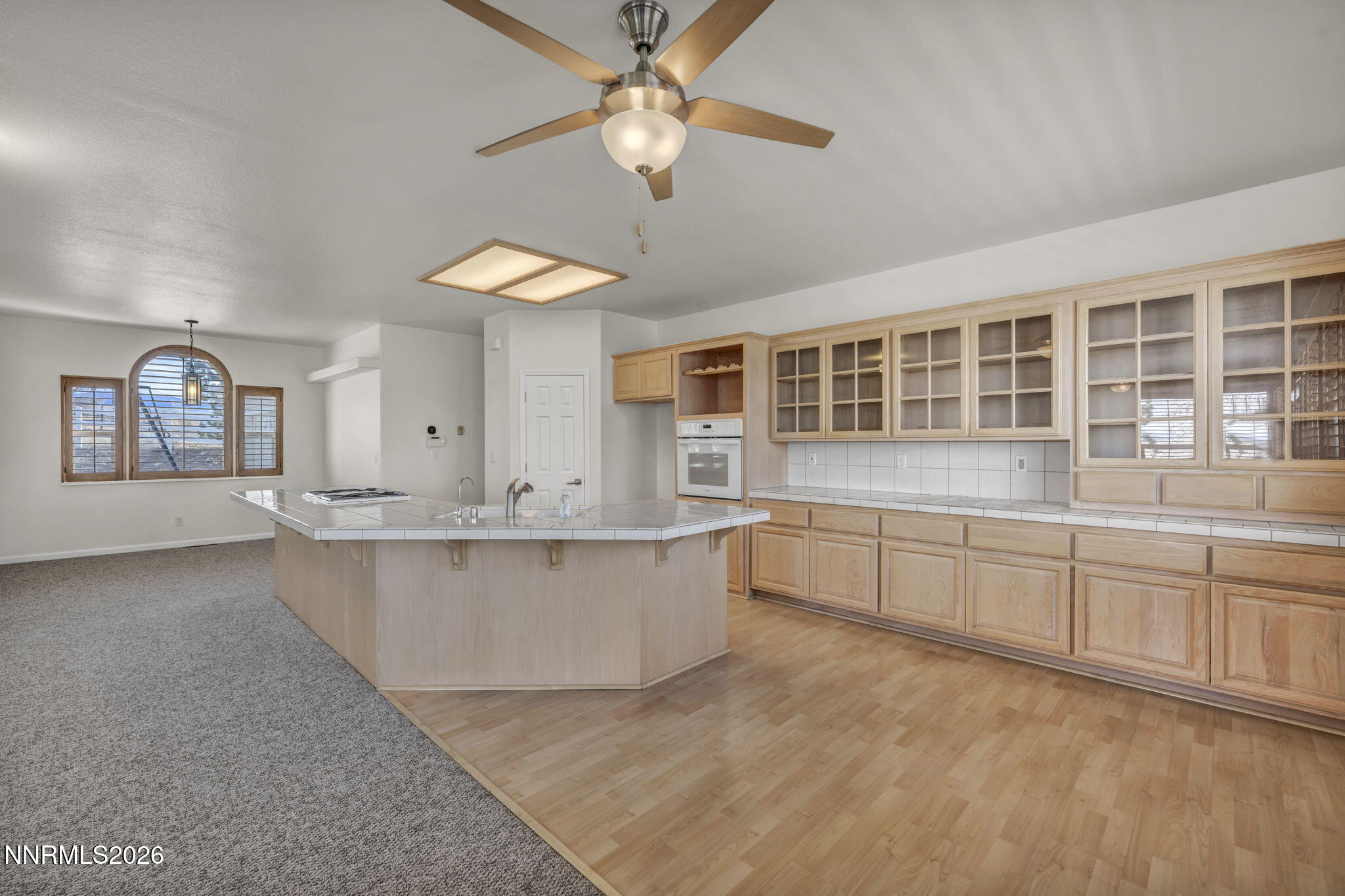 61-web-or-mls-1568-barker-ct