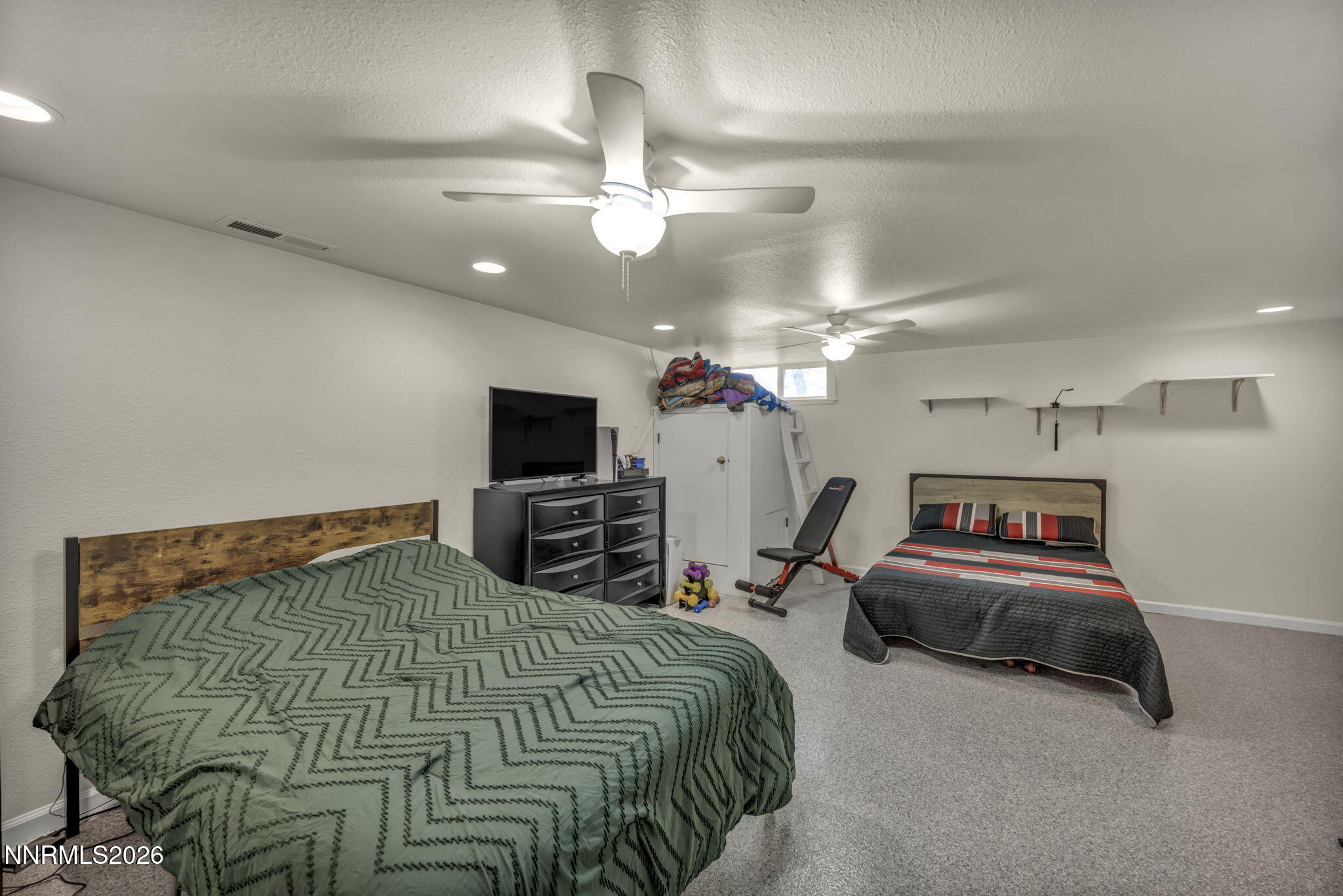 72-web-or-mls-1568-barker-ct