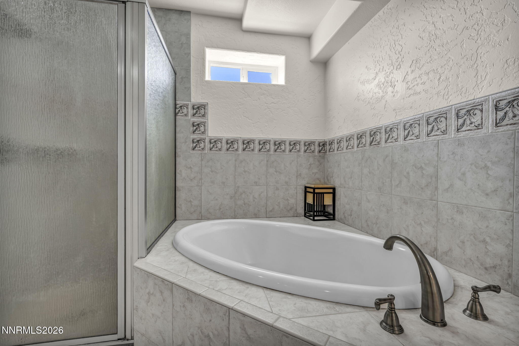 71-web-or-mls-1568-barker-ct