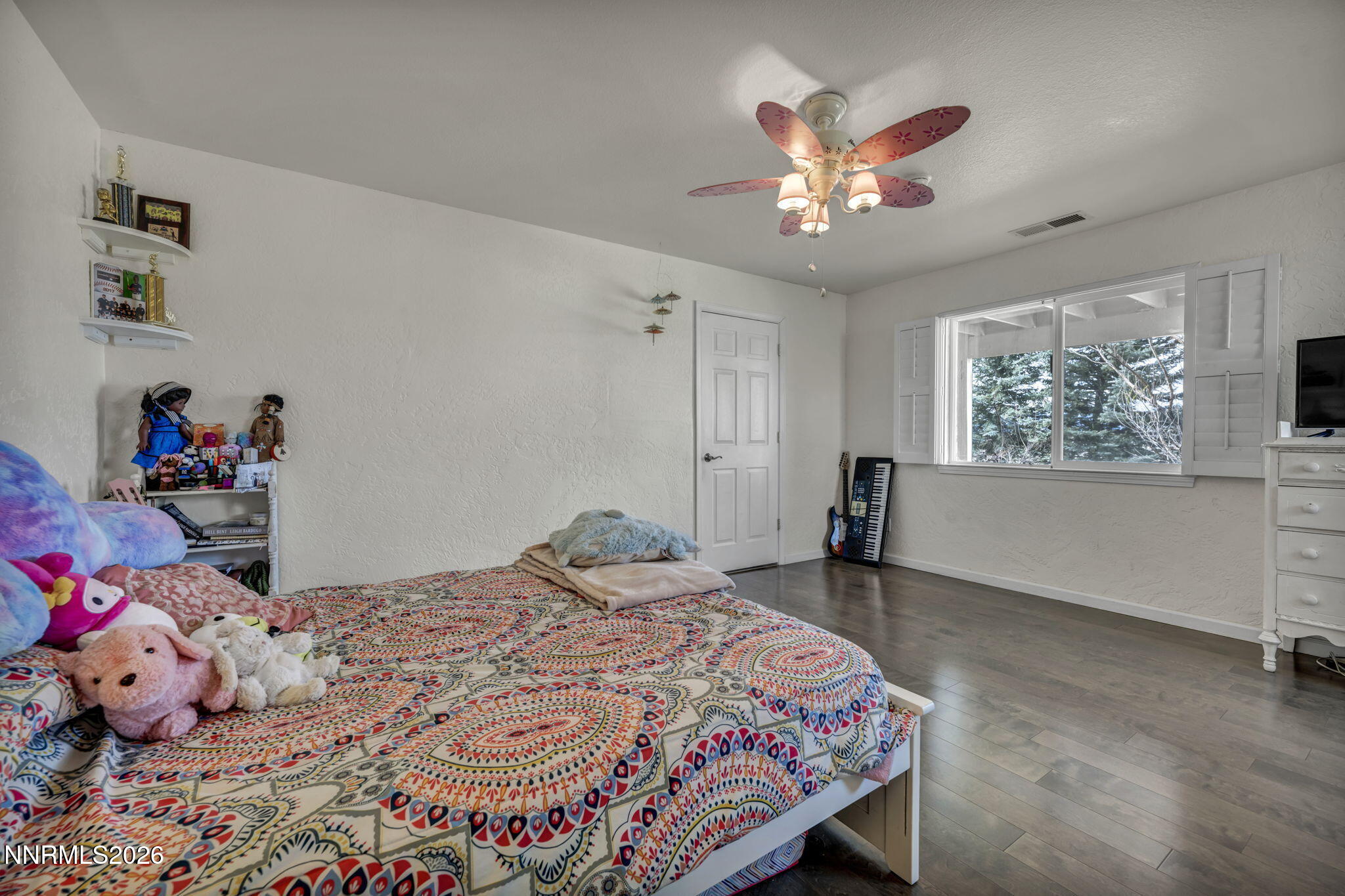 85-web-or-mls-1568-barker-ct