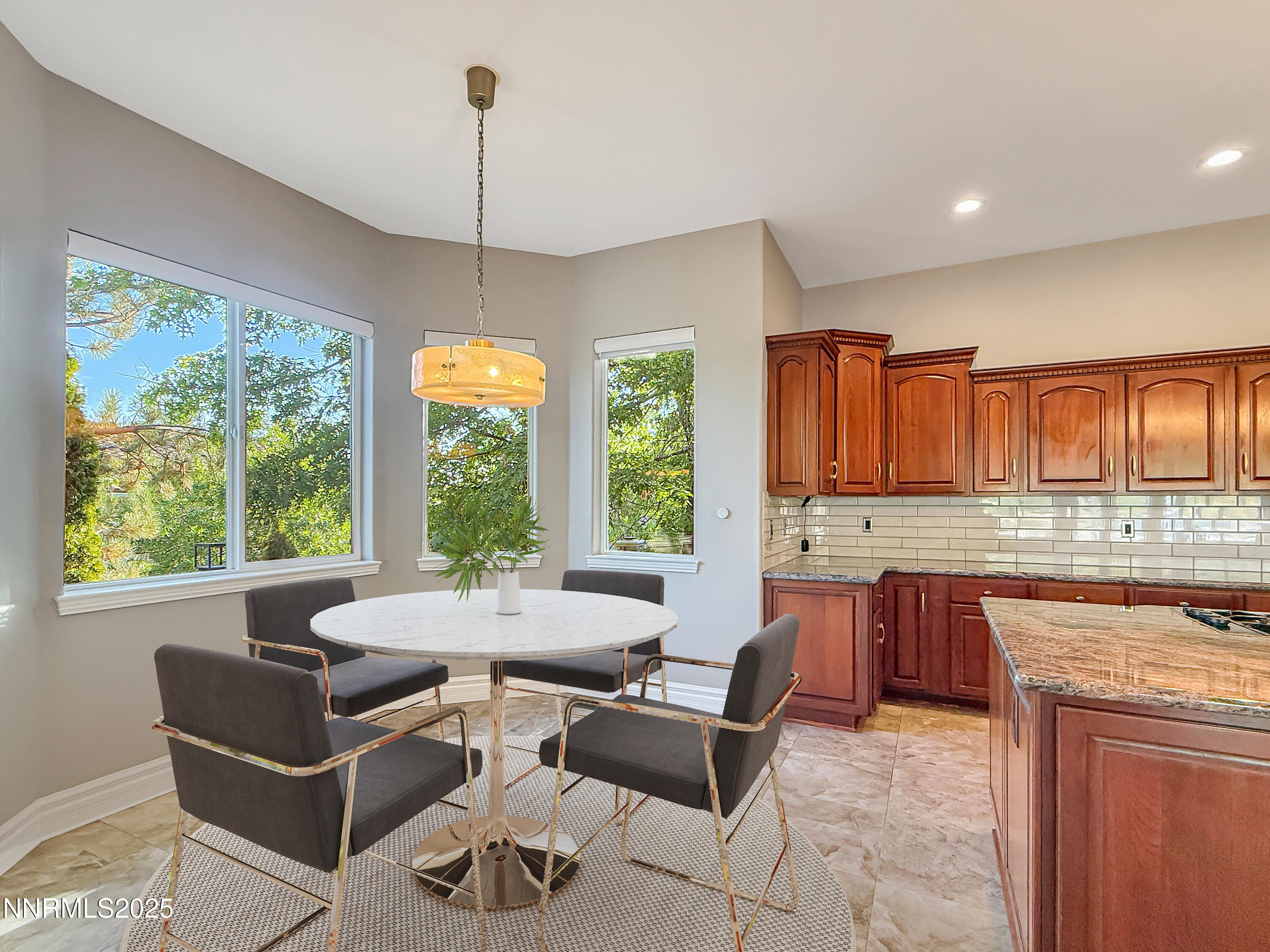 06 kitchen dining room