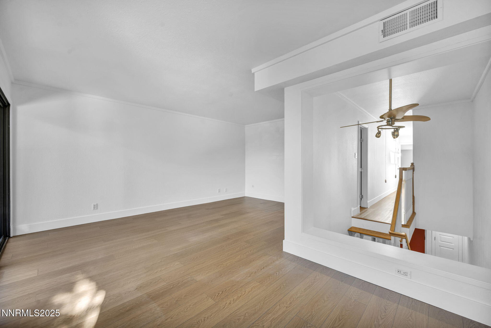 31-web-or-mls-1325-jones-st