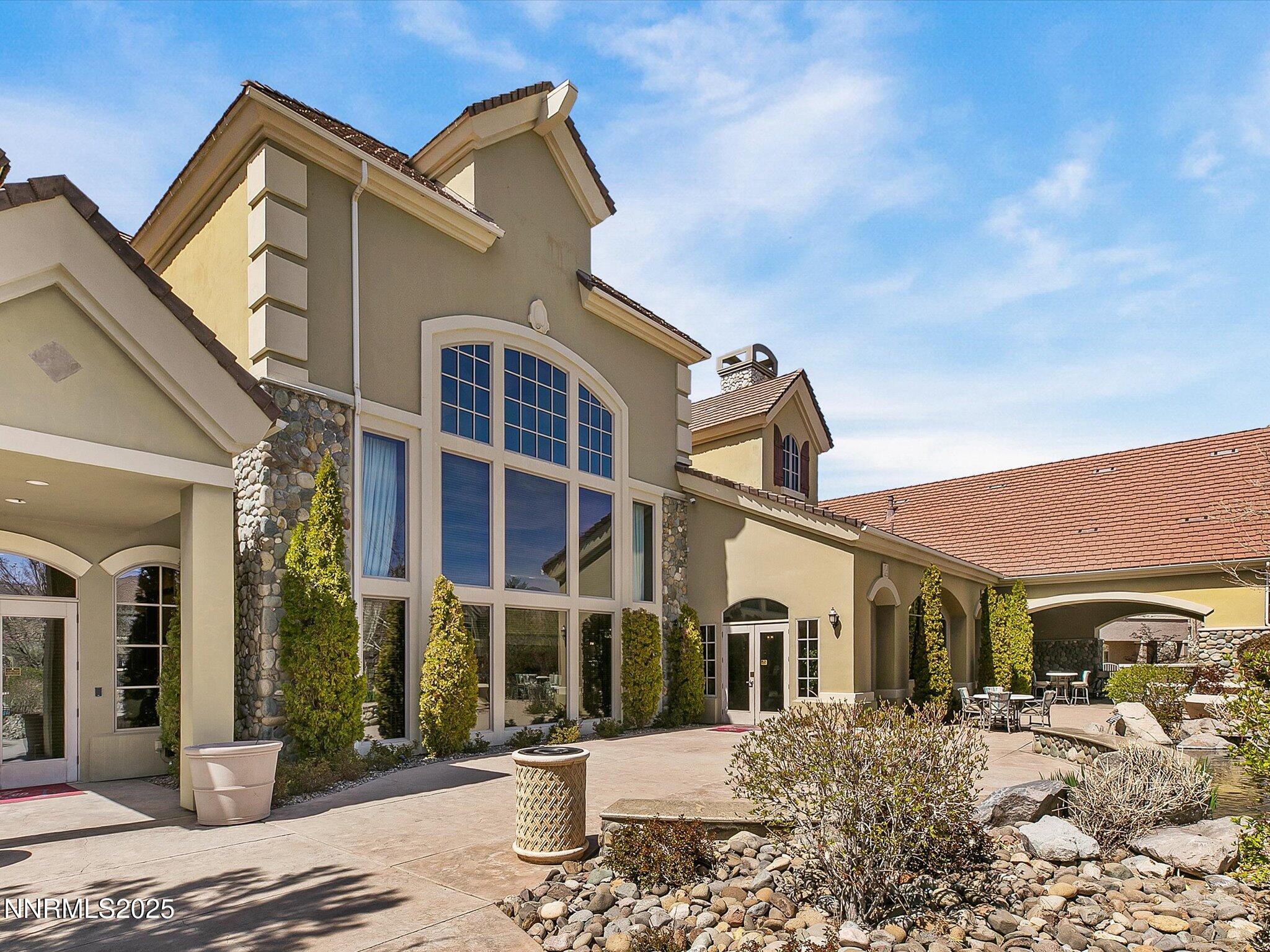 032-32-22-9900 Wilbur May Pkwy-Unit 3703