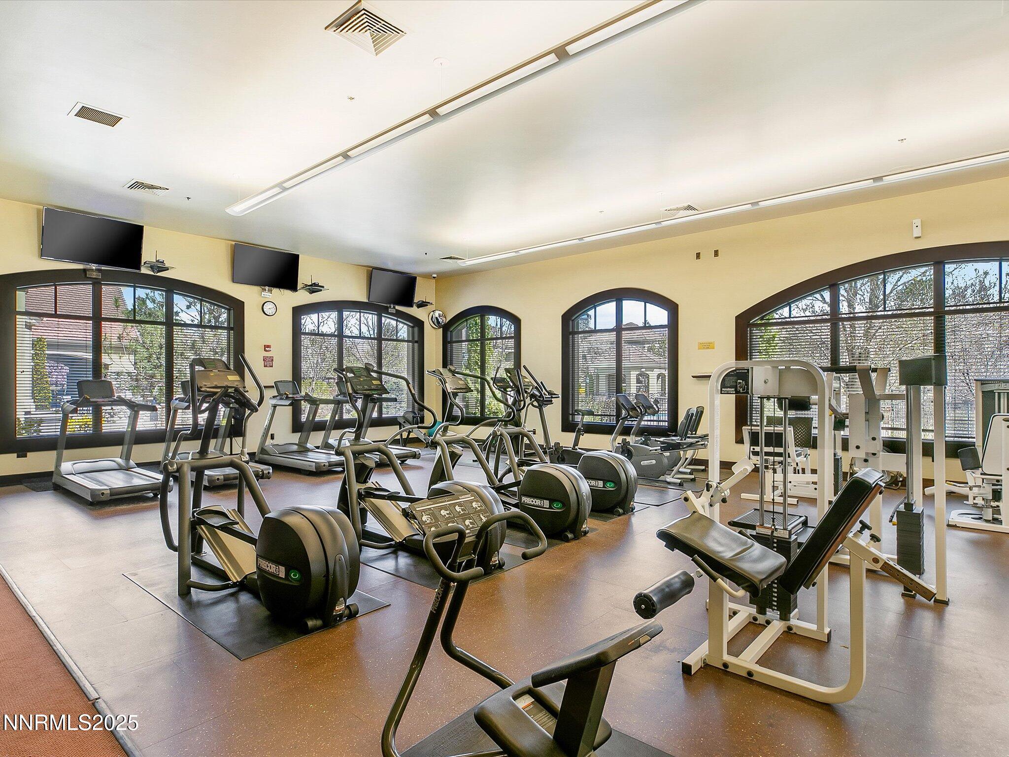 029-29-19-9900 Wilbur May Pkwy-Unit 3703