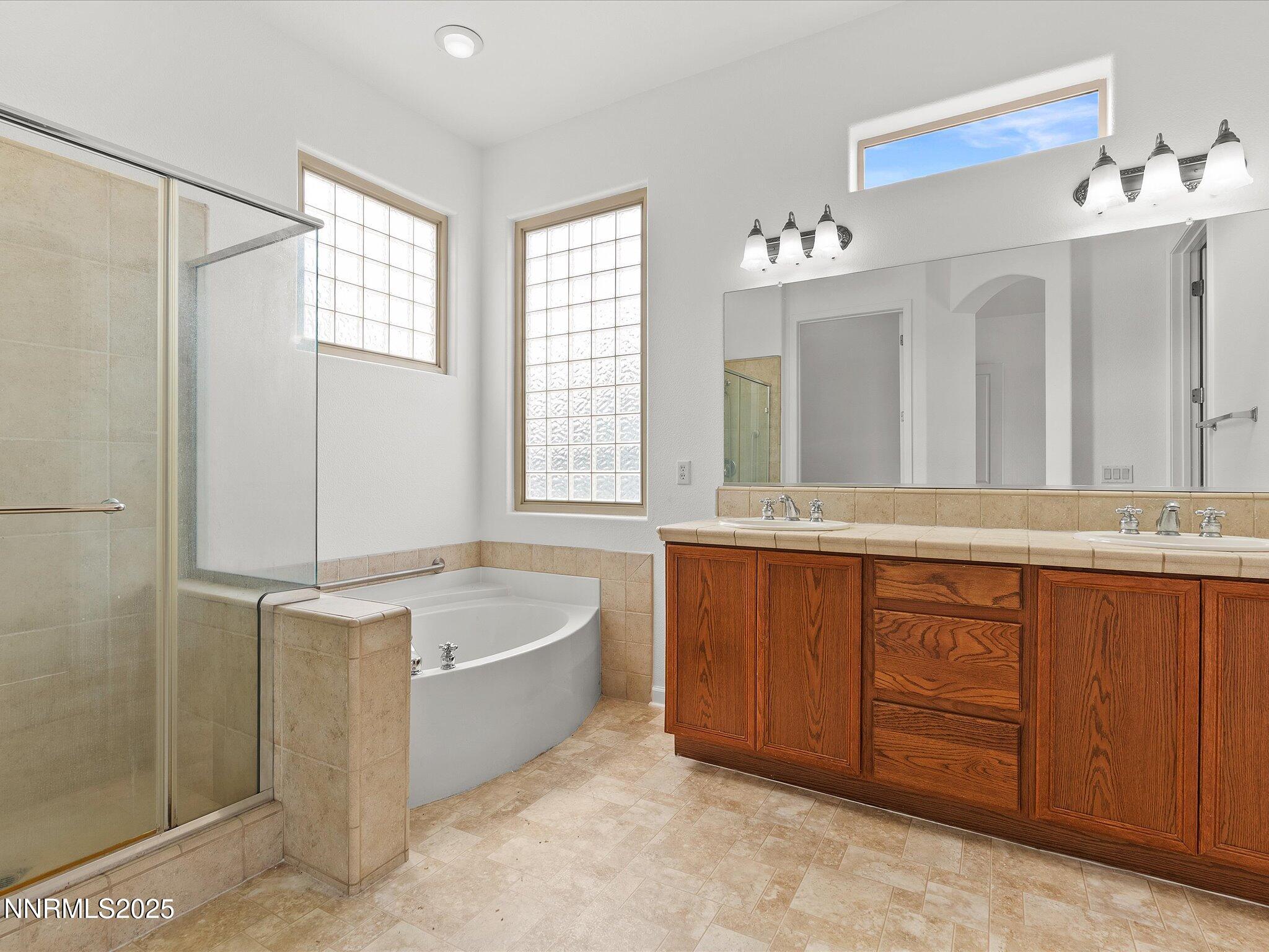 073-9900 Wilbur May Pkwy - Unit 4404-122