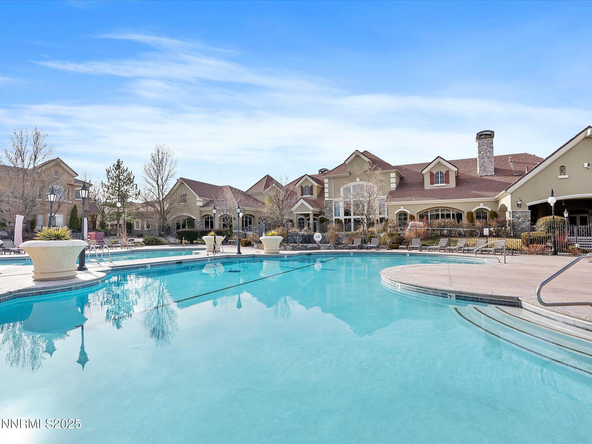 043-43-33-9900 Wilbur May Pkwy-Unit 3703