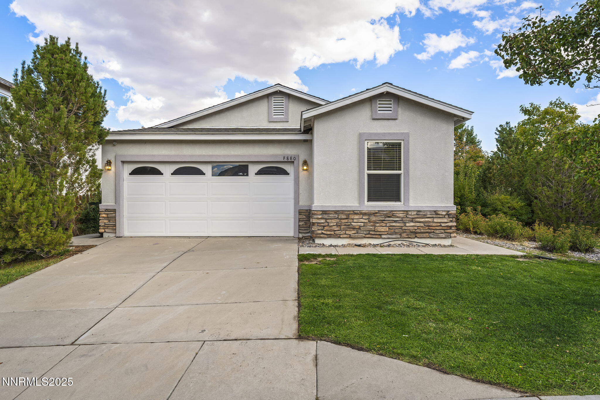 1-web-or-mls-_DSC3954