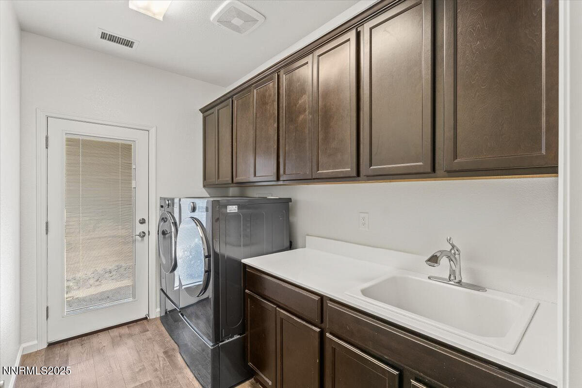 27-9620-Jessica-Court-Reno-NV-89521-27-o