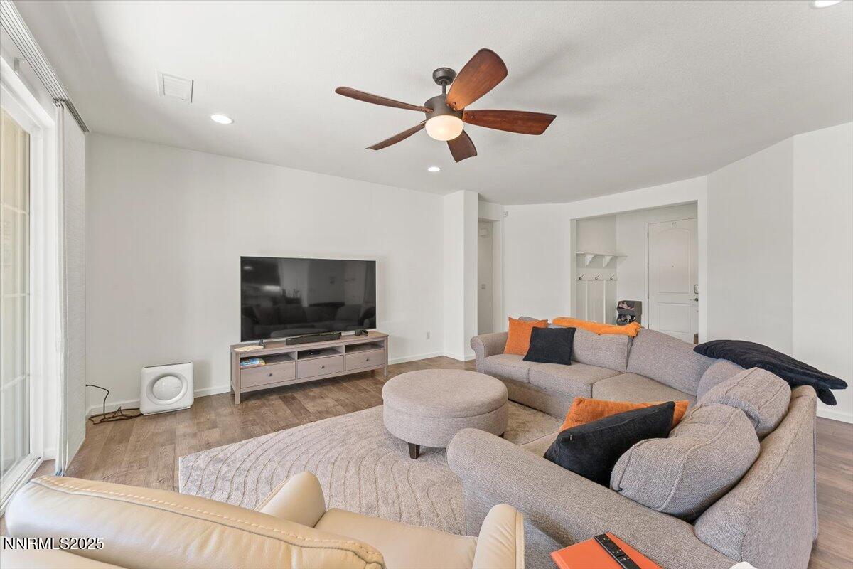 07-9620 Jessica Court Reno NV 89521 (7 o
