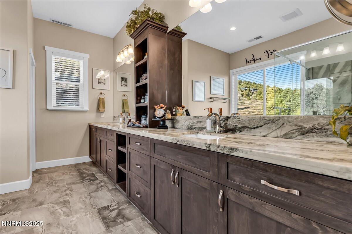 Reno, Nevada, 89521, United States, 5 Bedrooms Bedrooms, ,5 BathroomsBathrooms,Residential,Active,2025229