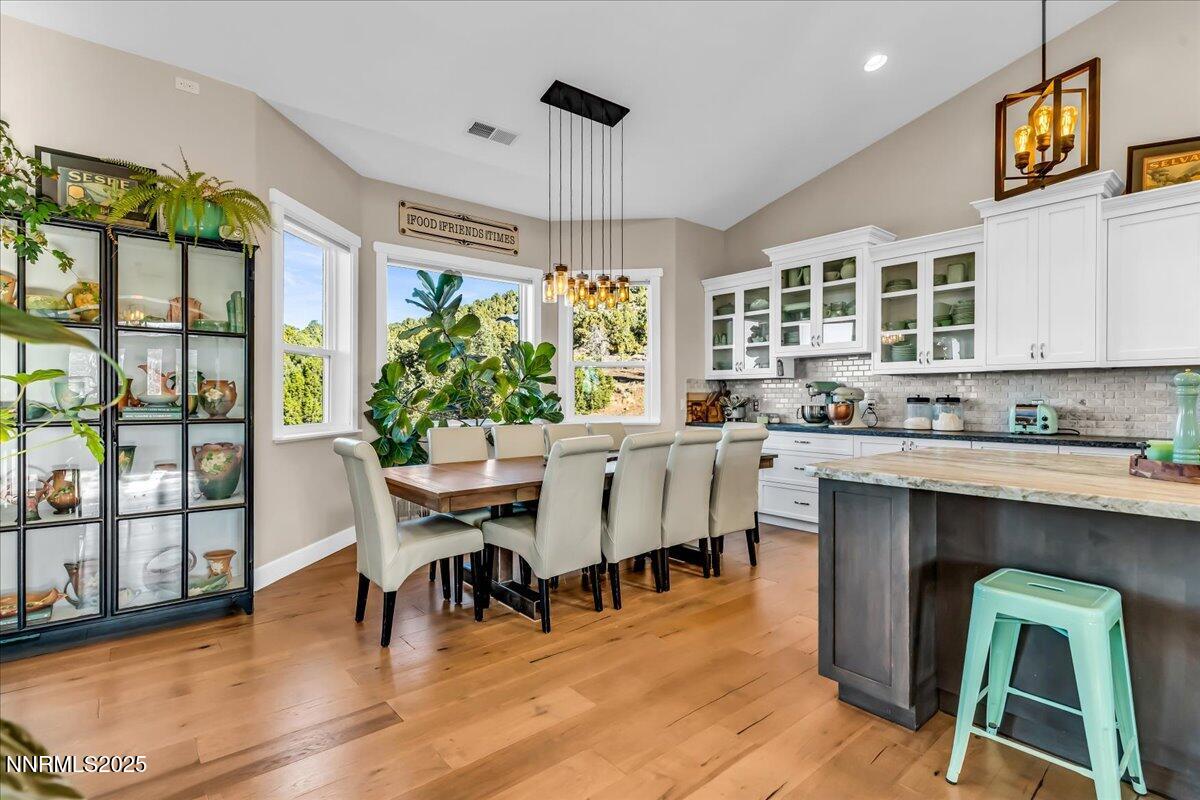 Reno, Nevada, 89521, United States, 5 Bedrooms Bedrooms, ,5 BathroomsBathrooms,Residential,Active,2025229