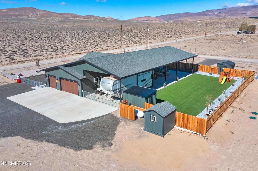 Photo of 3900 Hackberry Street, Silver Springs, NV 89429 (MLS # 250057415)
