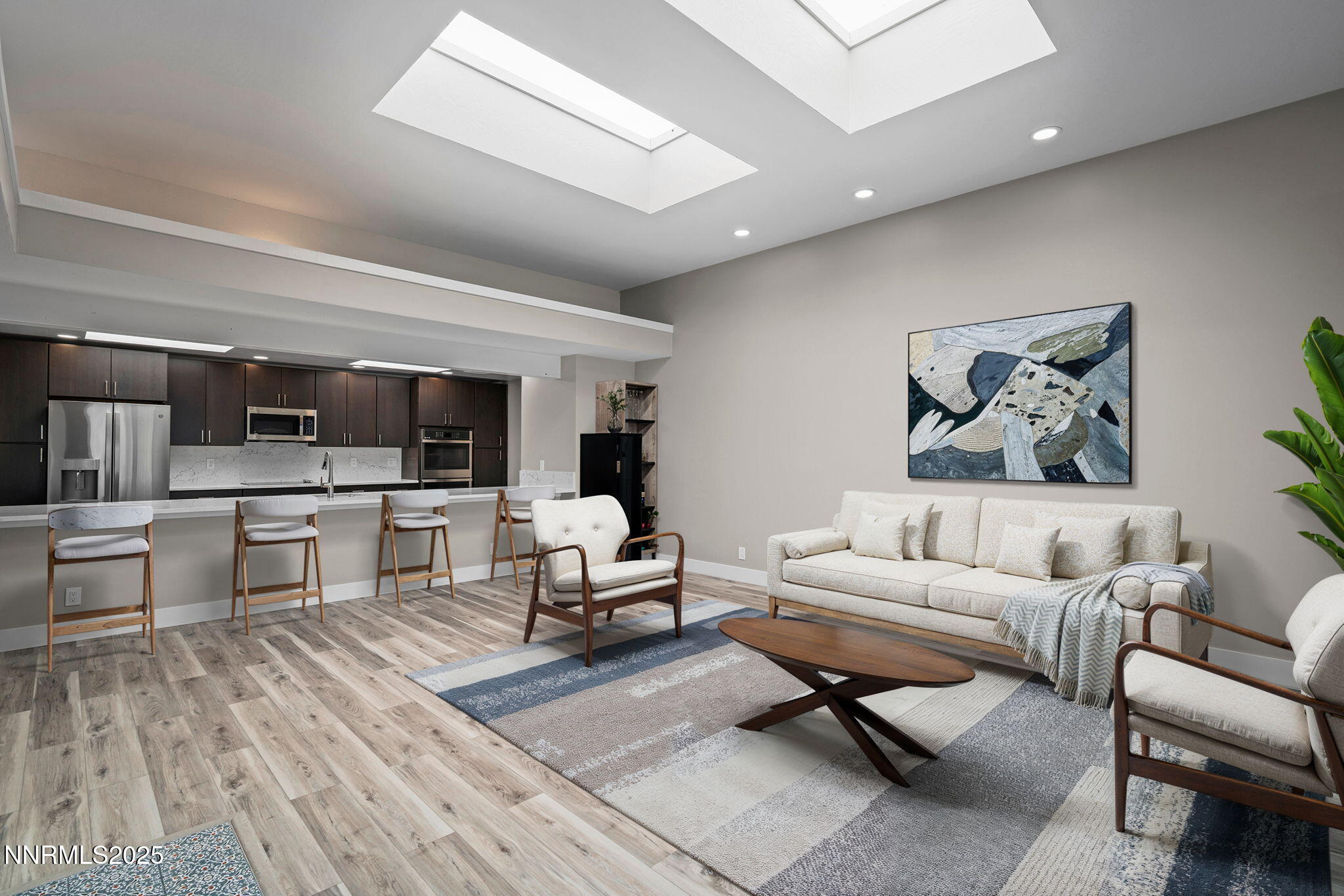 15-web-or-mls-3349_Skyline_Blvd_Living_R