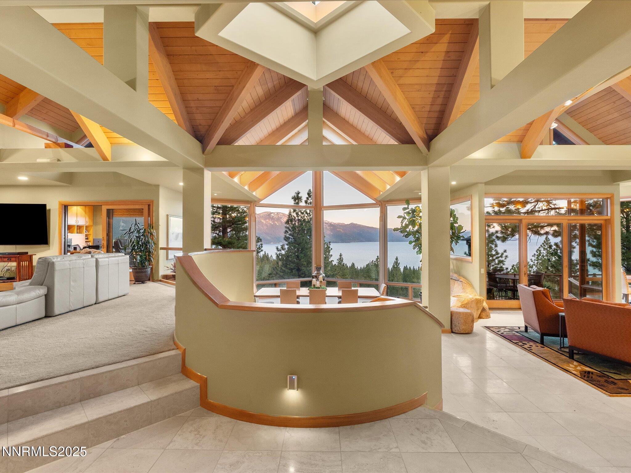 147-Sunset entrance wide angle