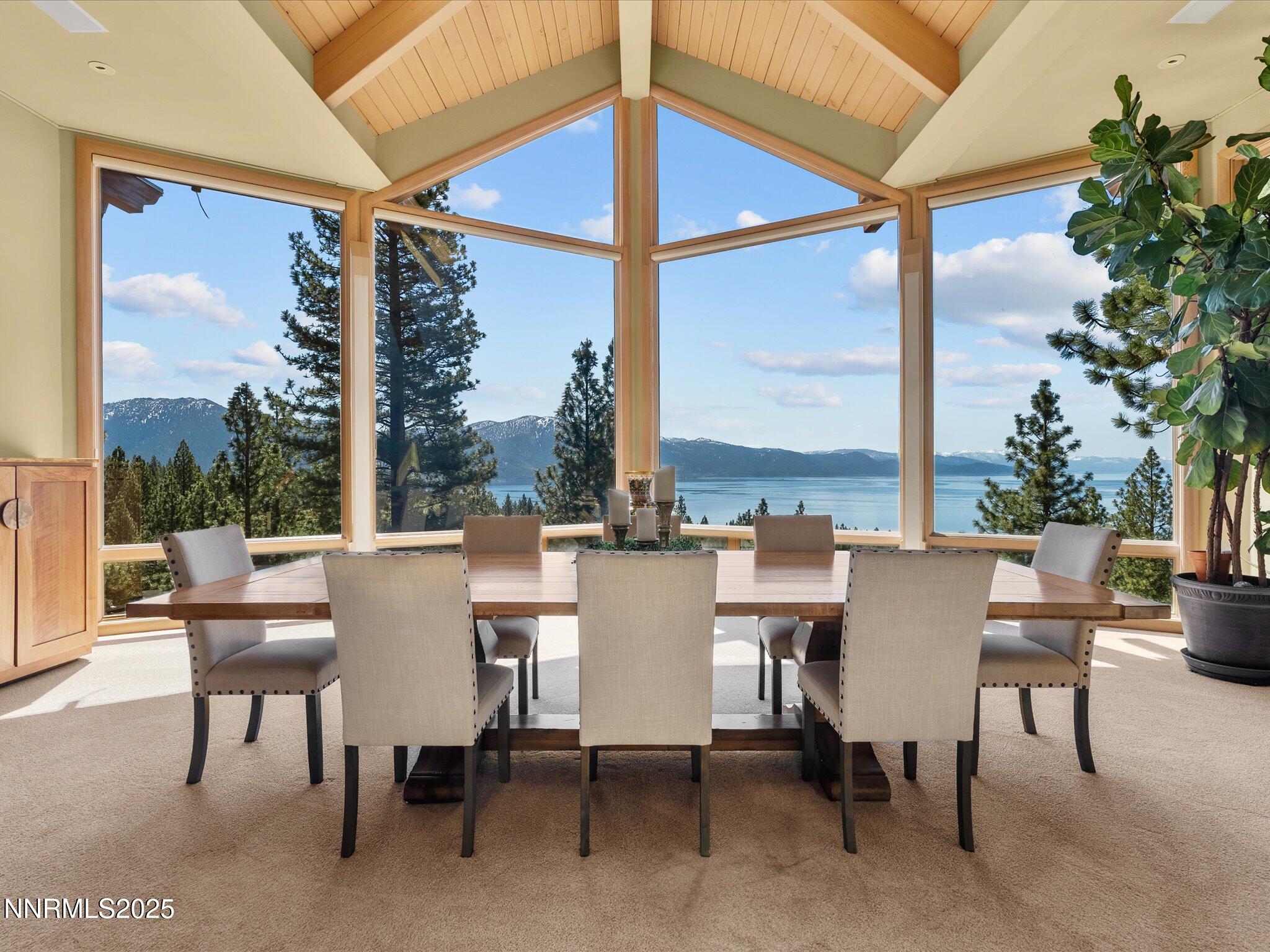 040-Interior dining room