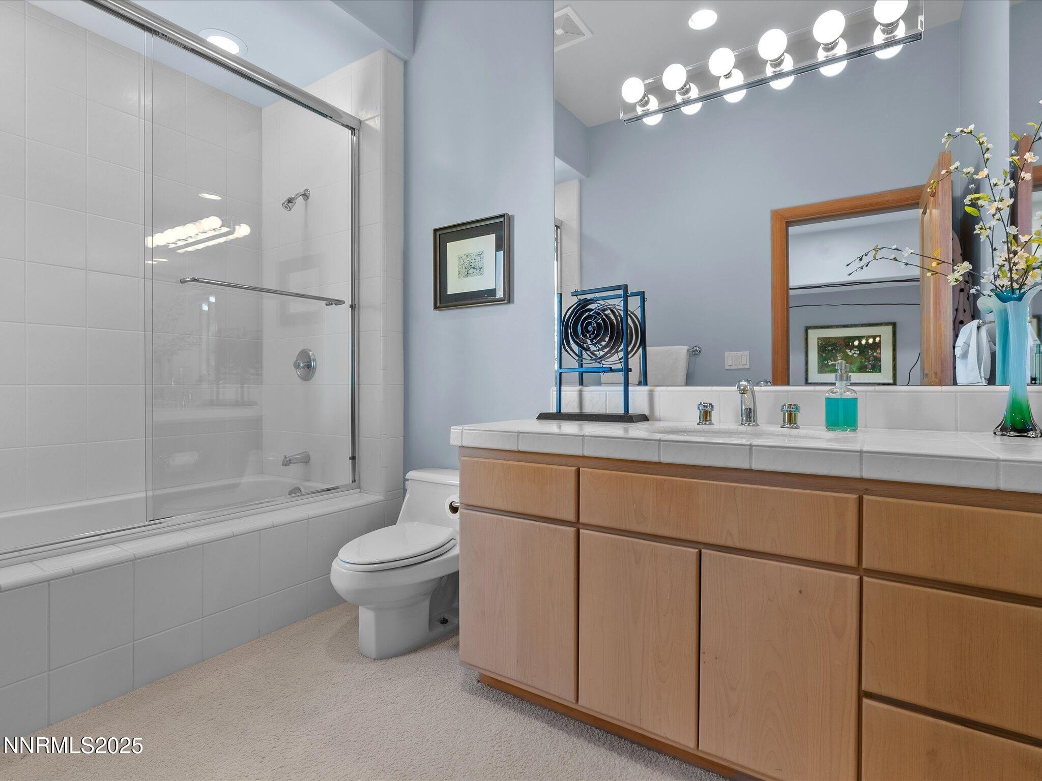 077-Interior 3rd bath