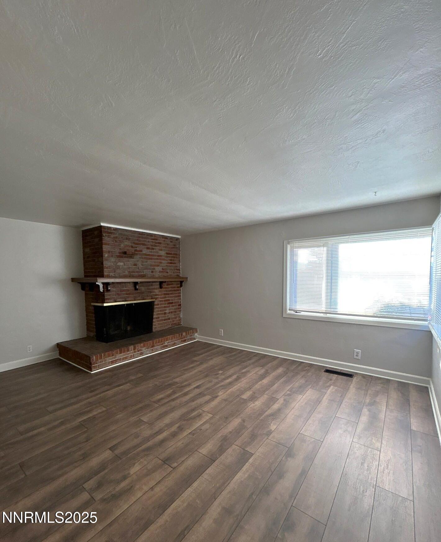 27-Nov 14 2025 05_16pm-Ps21