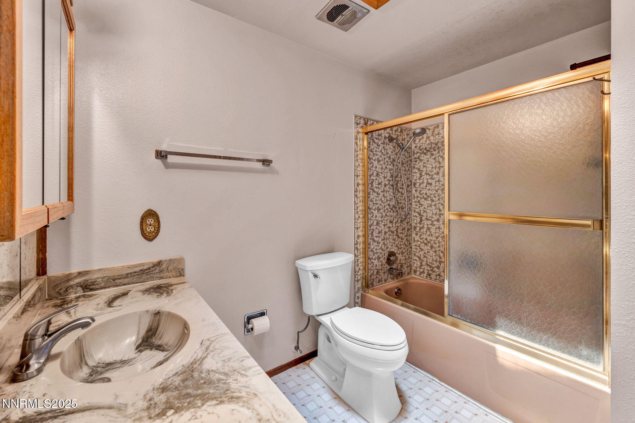 Carson City, Nevada 89701, United States, 4 Bedrooms Bedrooms, ,2 BathroomsBathrooms,Residential,Active,168502