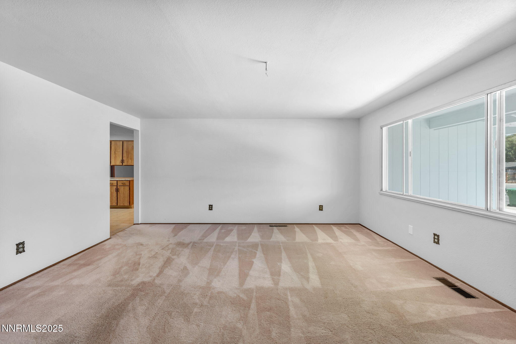 Carson City, Nevada 89701, United States, 4 Bedrooms Bedrooms, ,2 BathroomsBathrooms,Residential,Active,168502