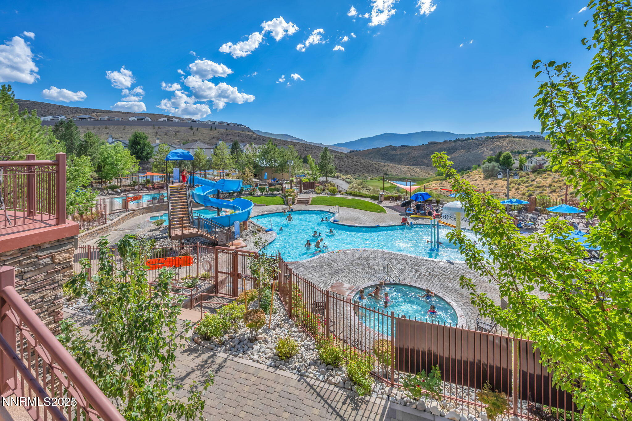 60-web-or-mls-8200-antler-pointe-ct