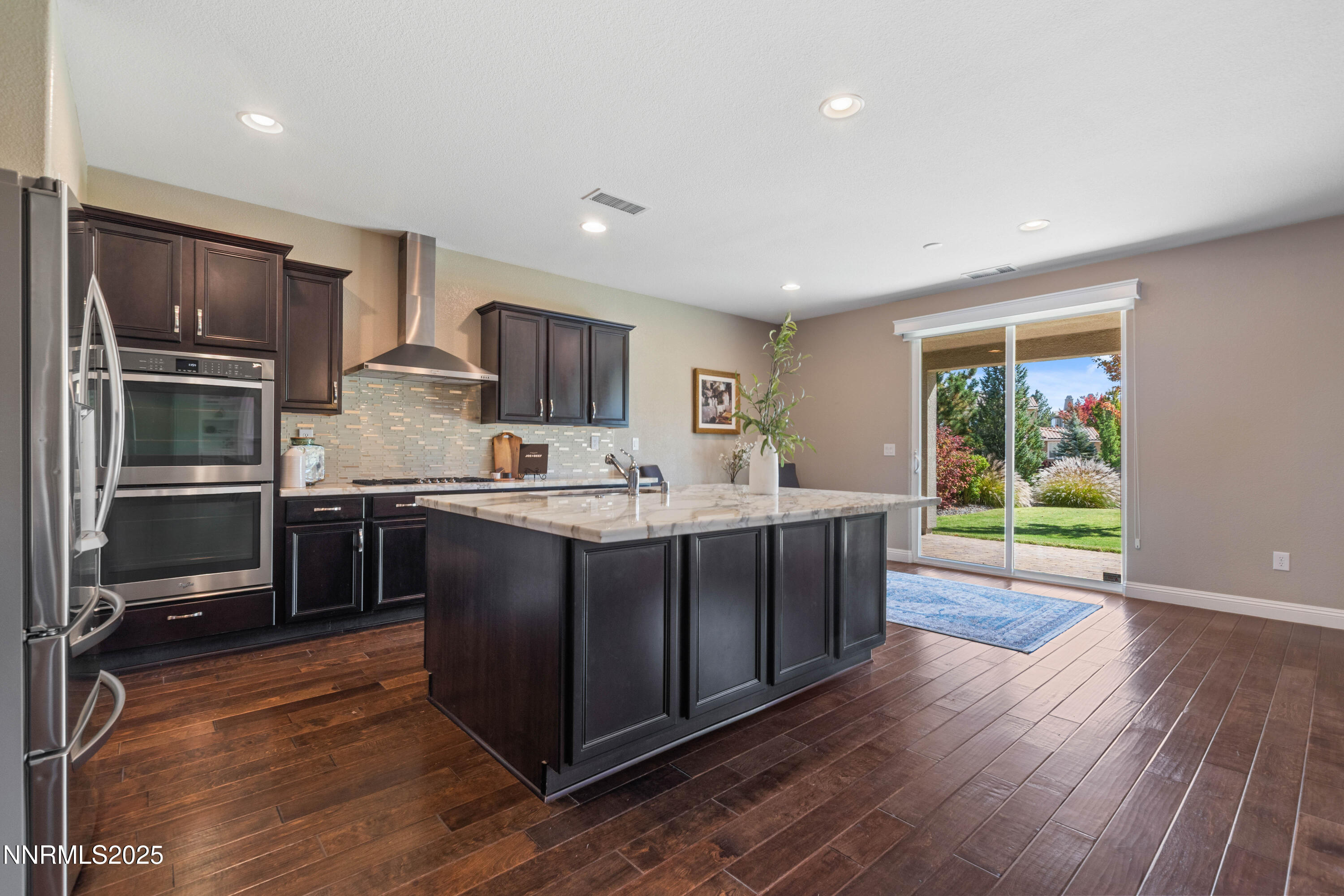 1825 Stone Point Drive (15 of 44) - Copy