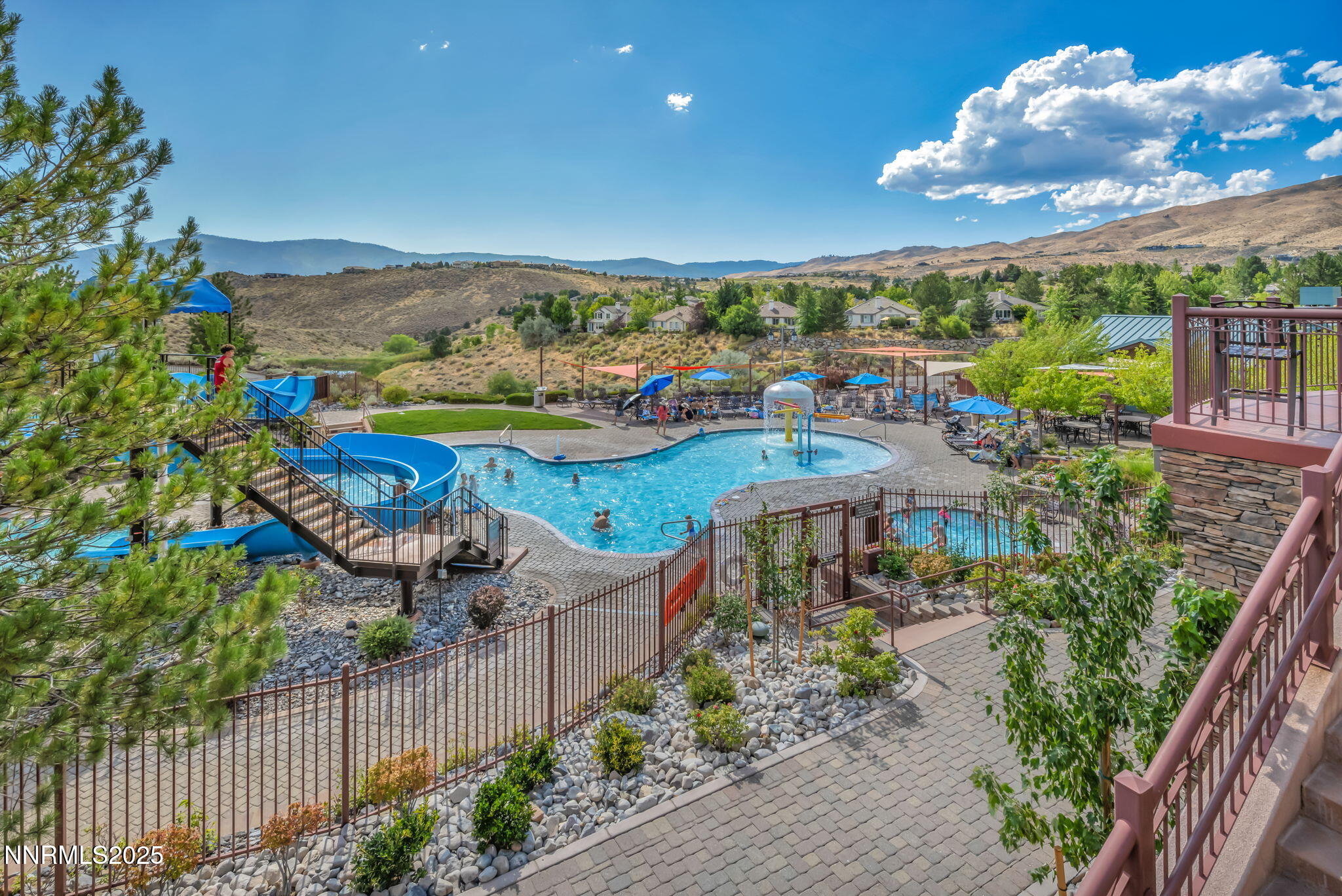 61-web-or-mls-8200-antler-pointe-ct