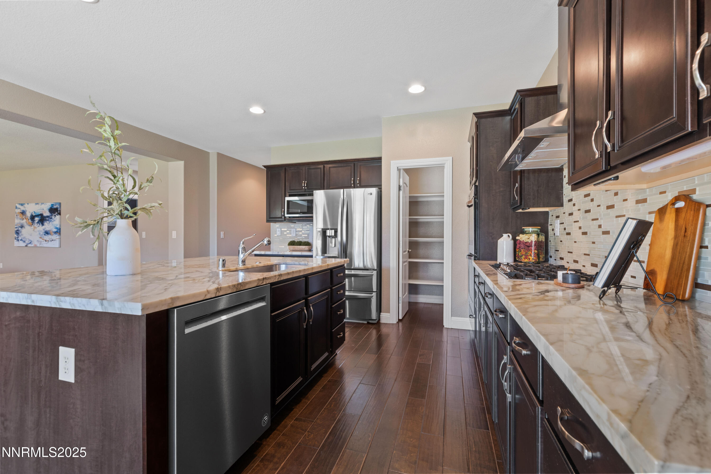 1825 Stone Point Drive (17 of 44) - Copy