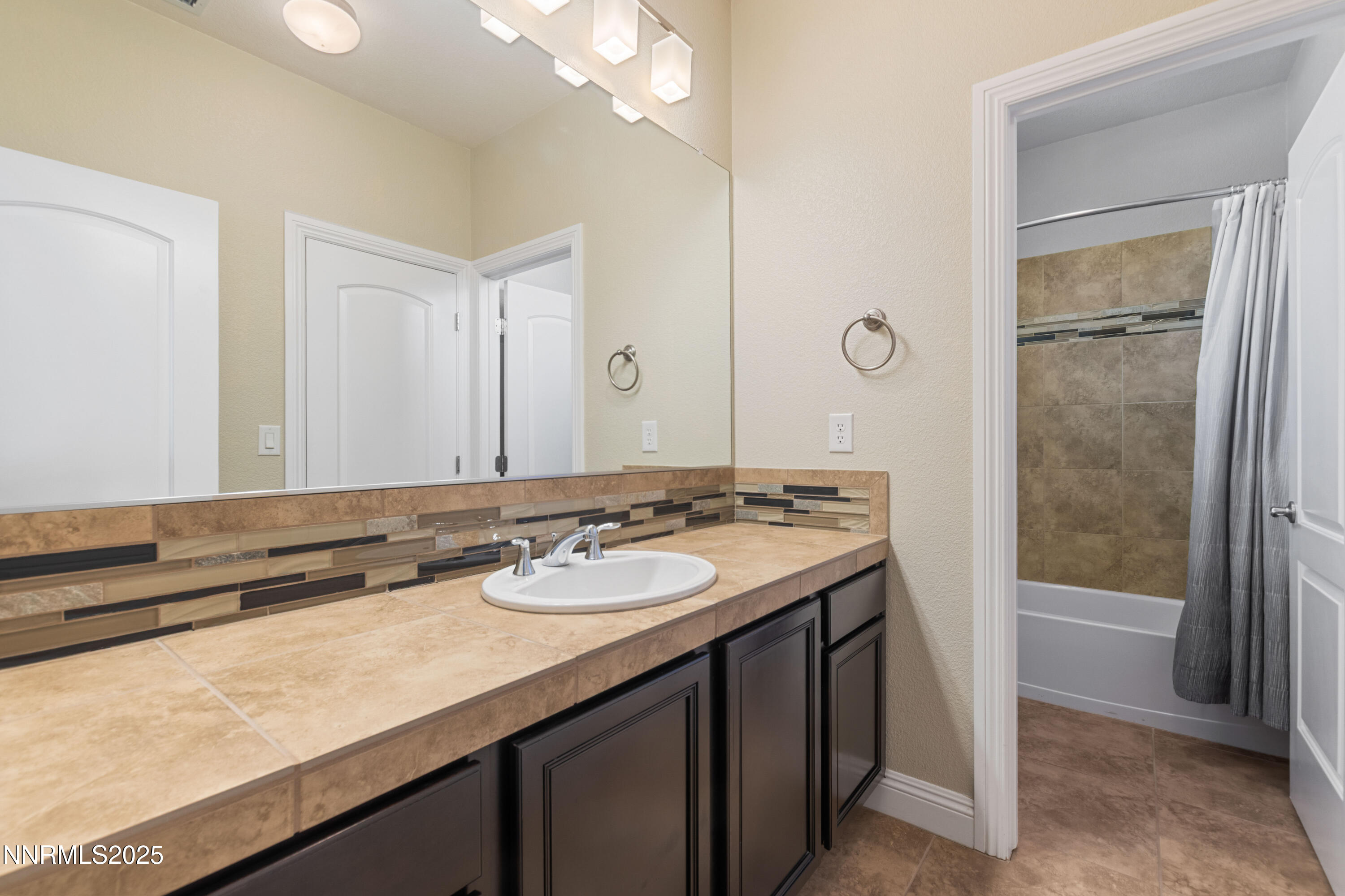 1825 Stone Point Drive (30 of 44) - Copy