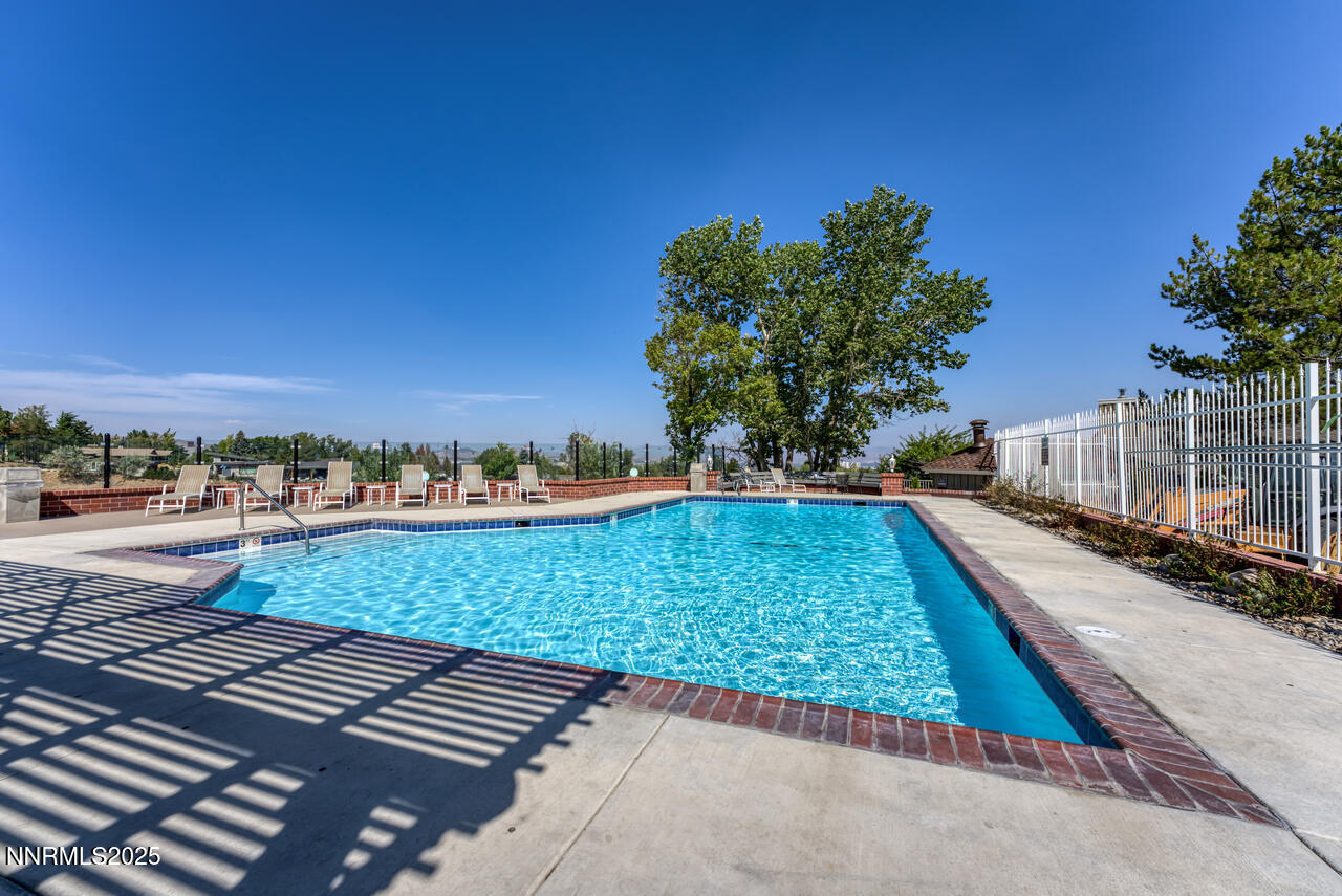 2320 Overlook Ct Reno NV 89509 USA-052-0