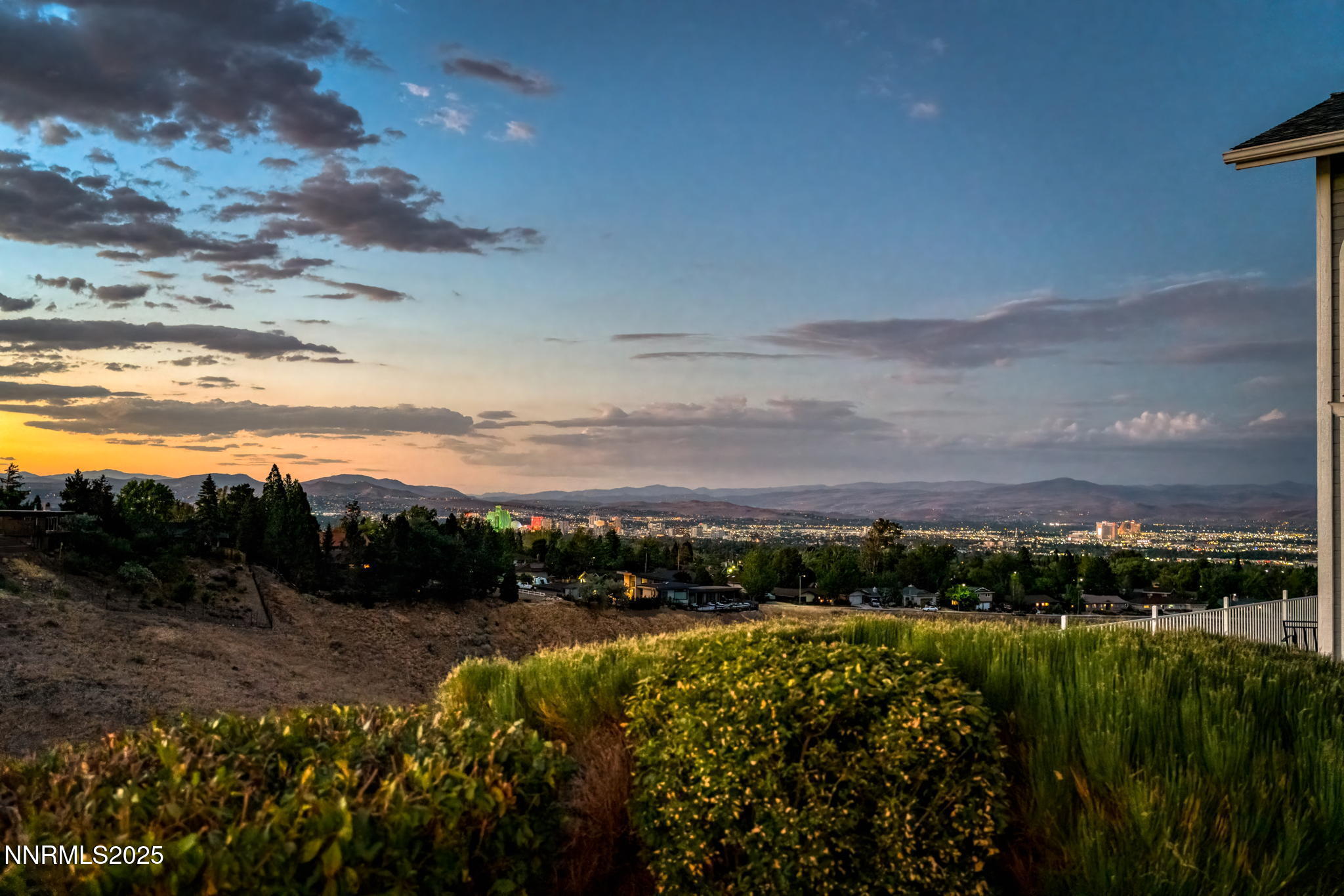 72-web-or-mls-Wide Horizon Twilight-12