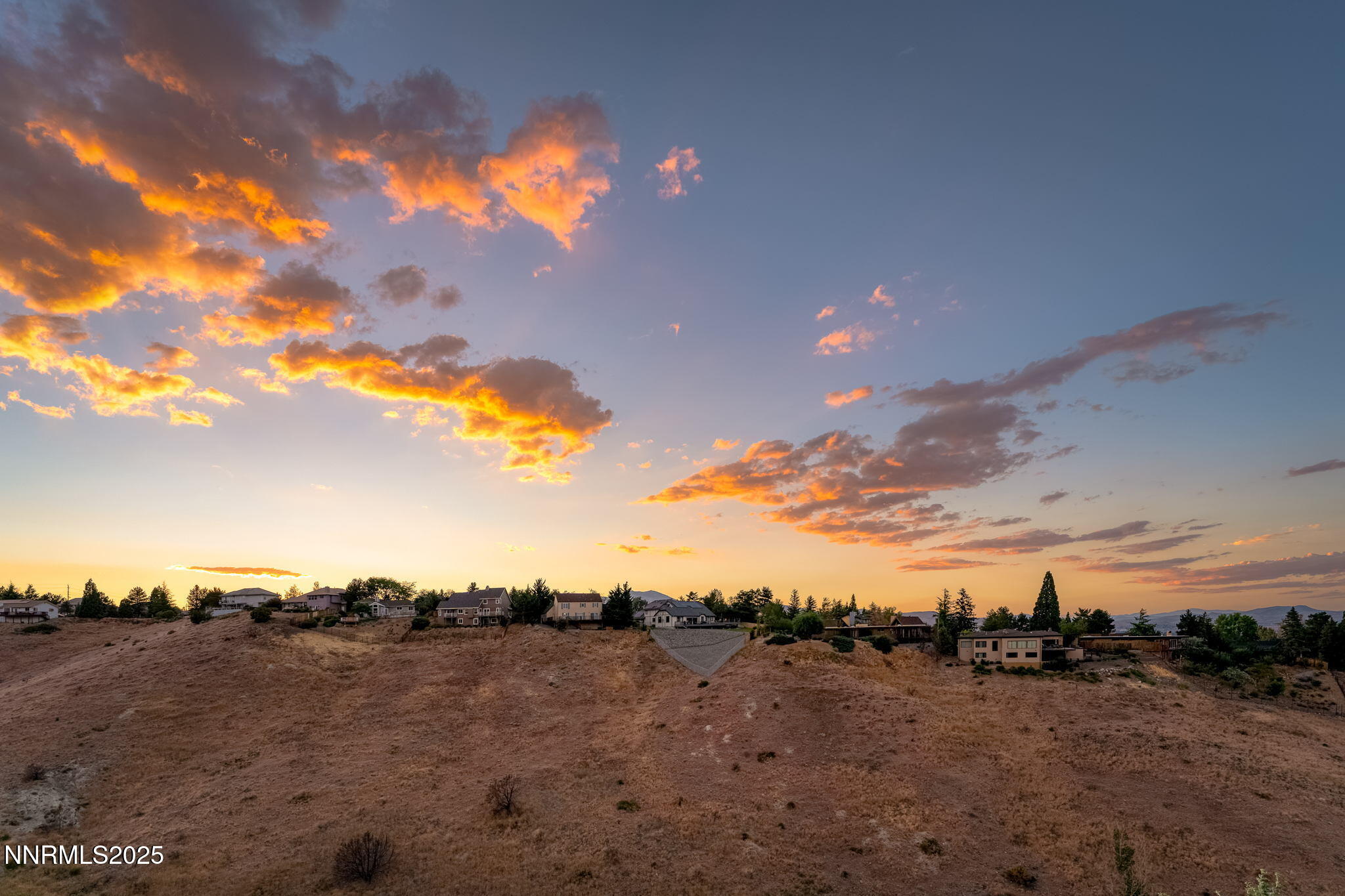 66-web-or-mls-Wide Horizon Twilight-5