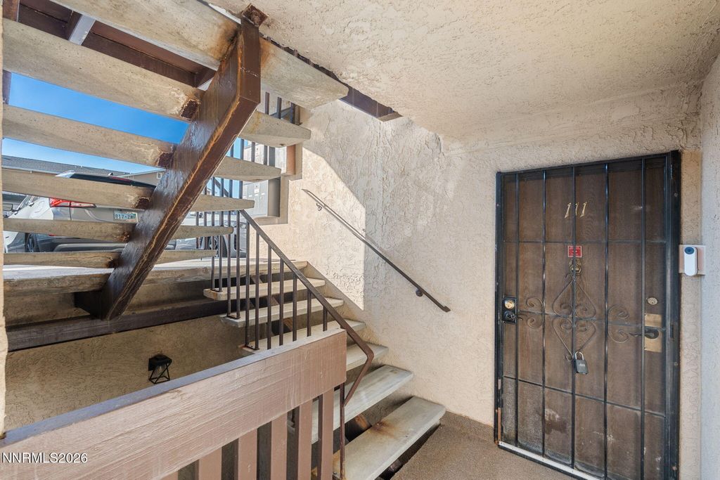 Photo of 111 Vista Rafael Parkway, Reno, NV 89503 (MLS # 260004057)