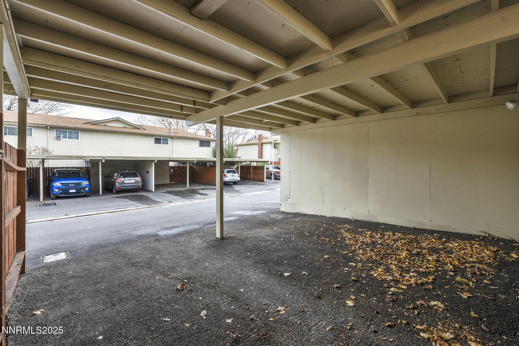 27-web-or-mls-385-smithridge-park