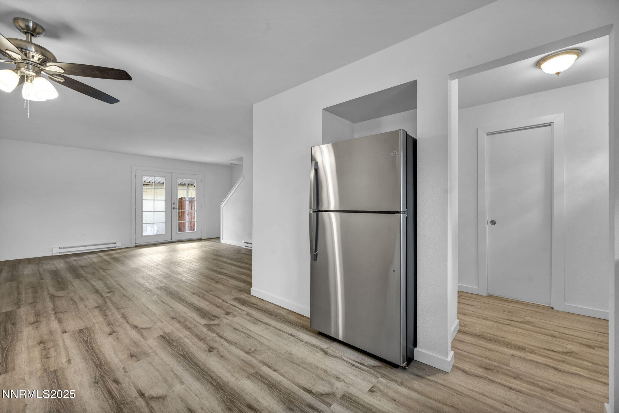 37-web-or-mls-385-smithridge-park