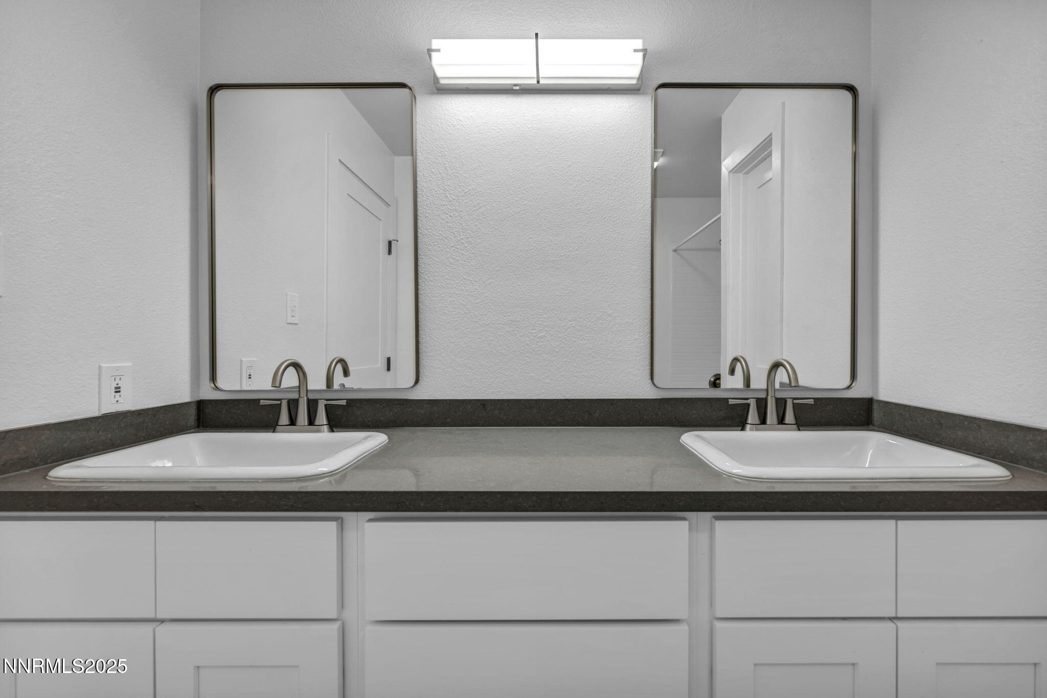 53-web-or-mls-385-smithridge-park